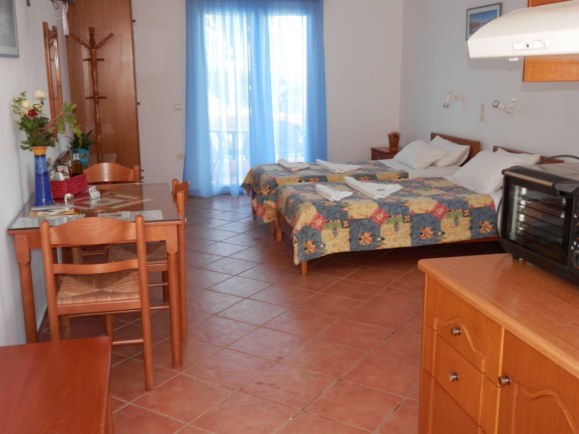 Elena Apartments Almirida