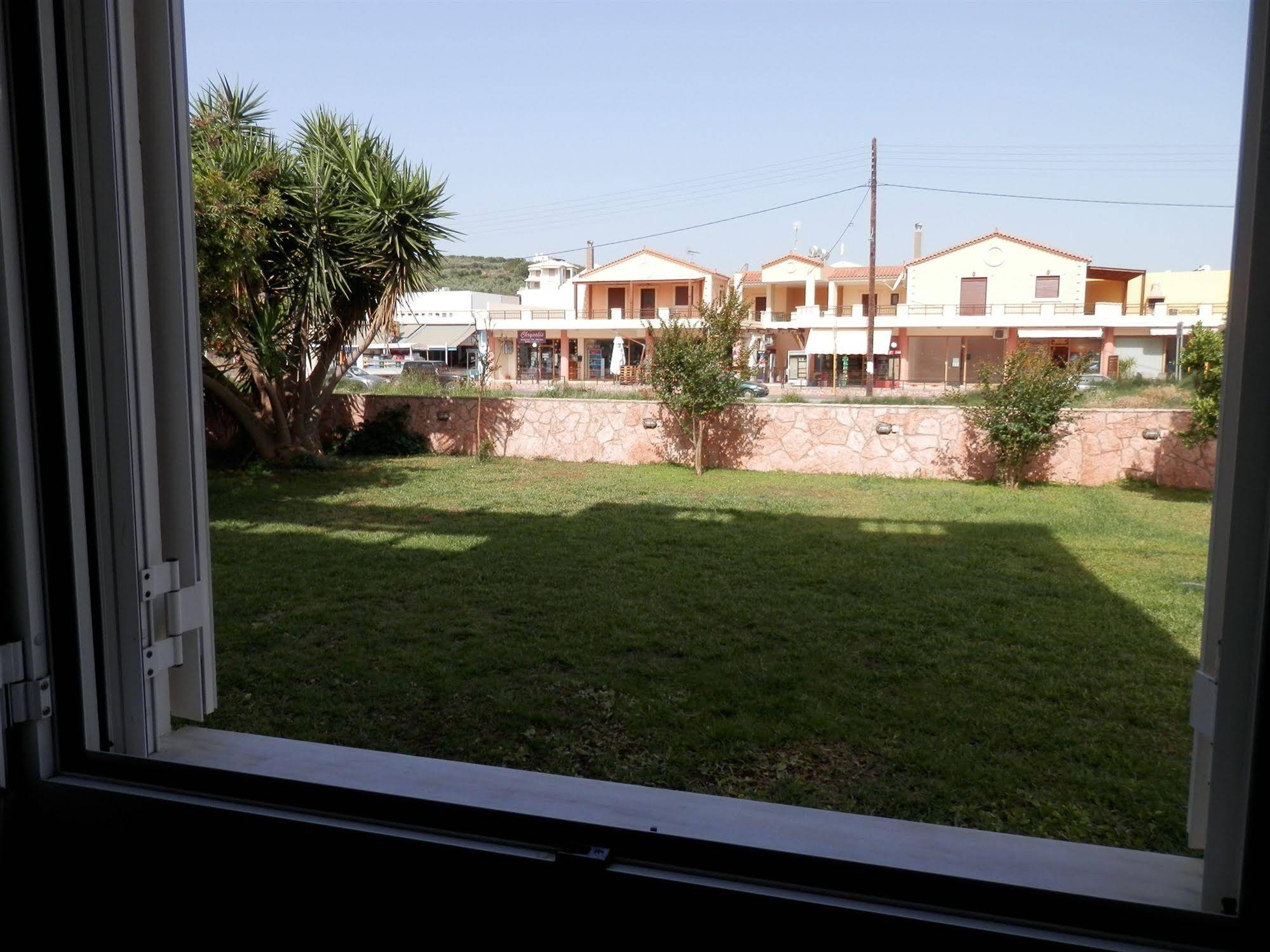 Elena Apartments Almirida