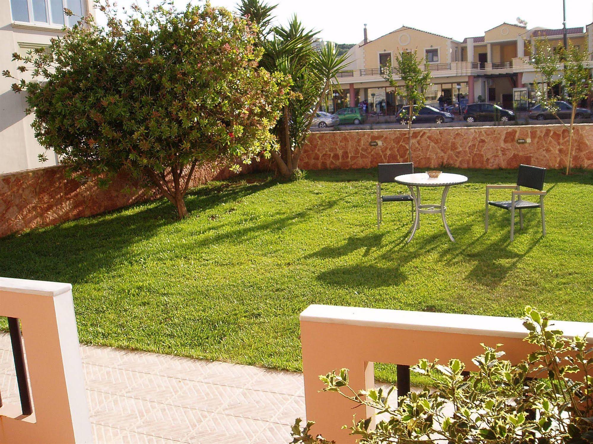 Elena Apartments Almirida
