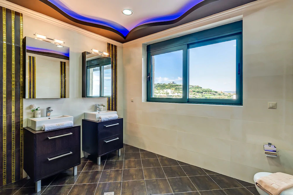 Luxury Villa in Kera