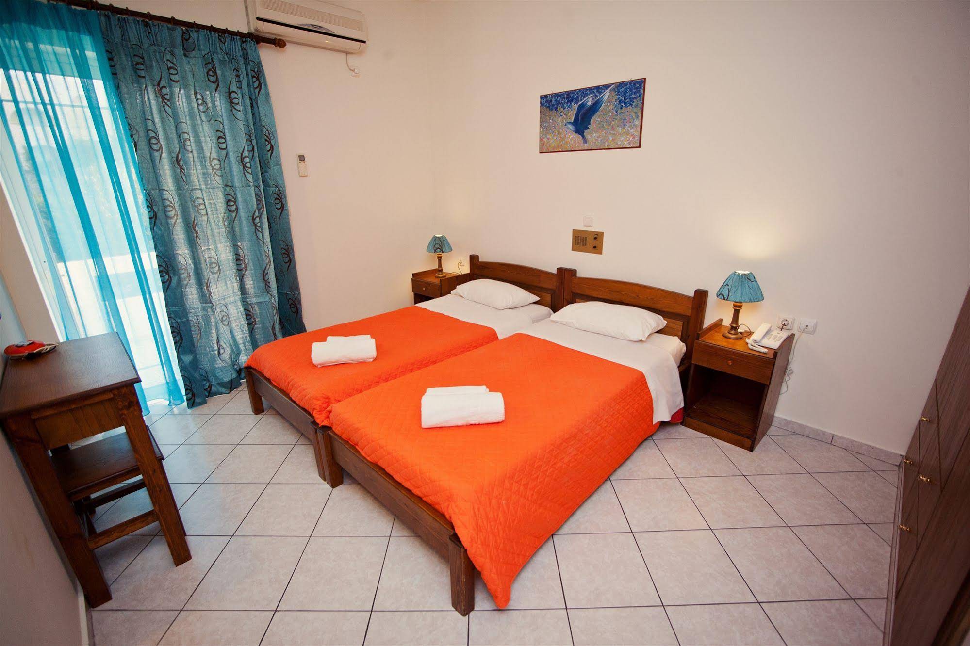 Niriides Hotel