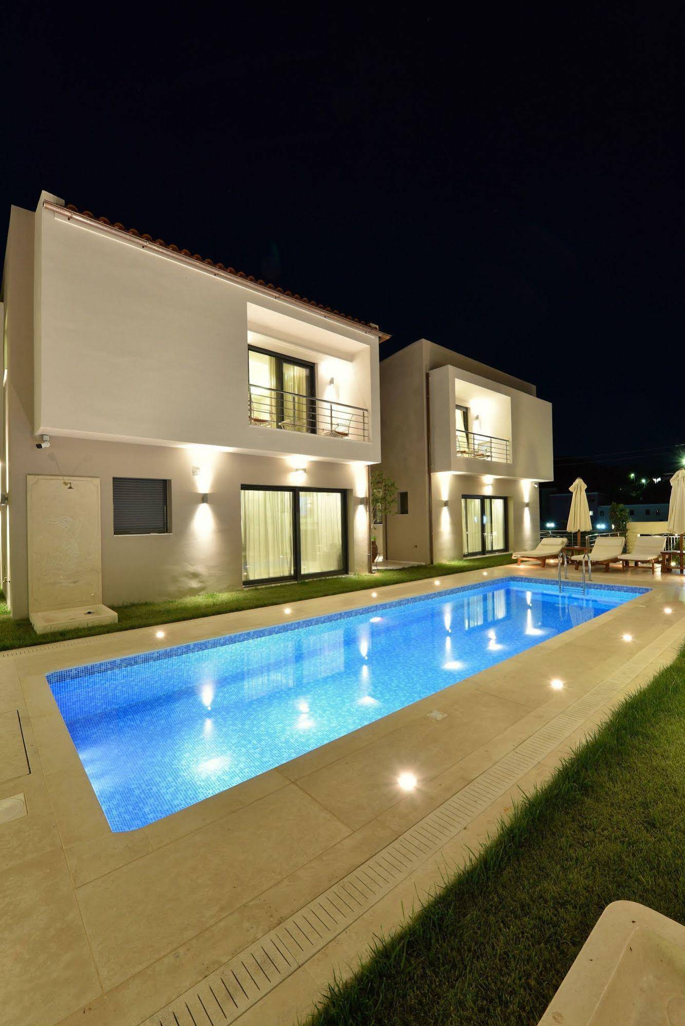 Alexander Suites