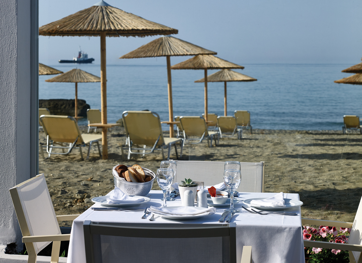 Atlantica Akti Zeus Hotel