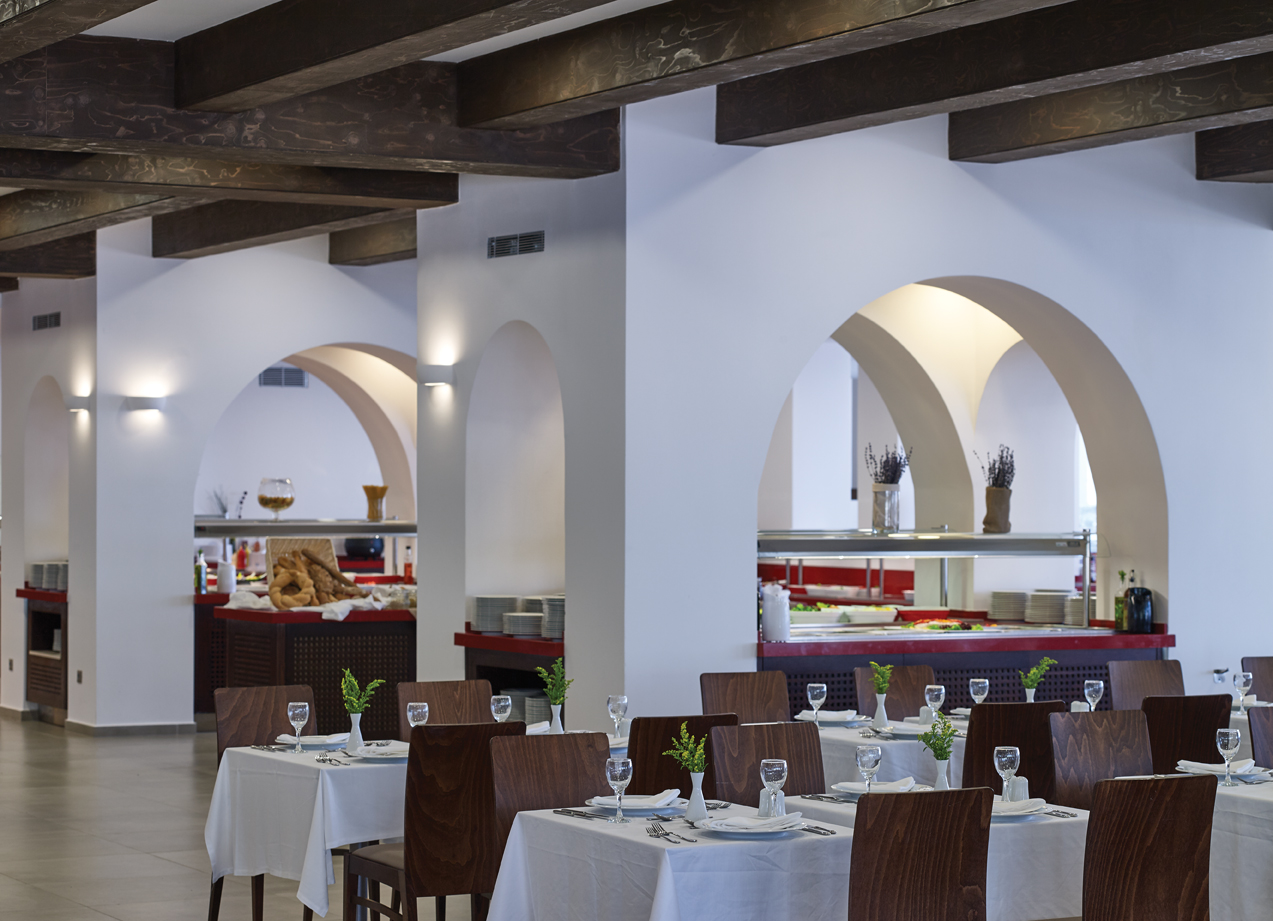 Atlantica Akti Zeus Hotel