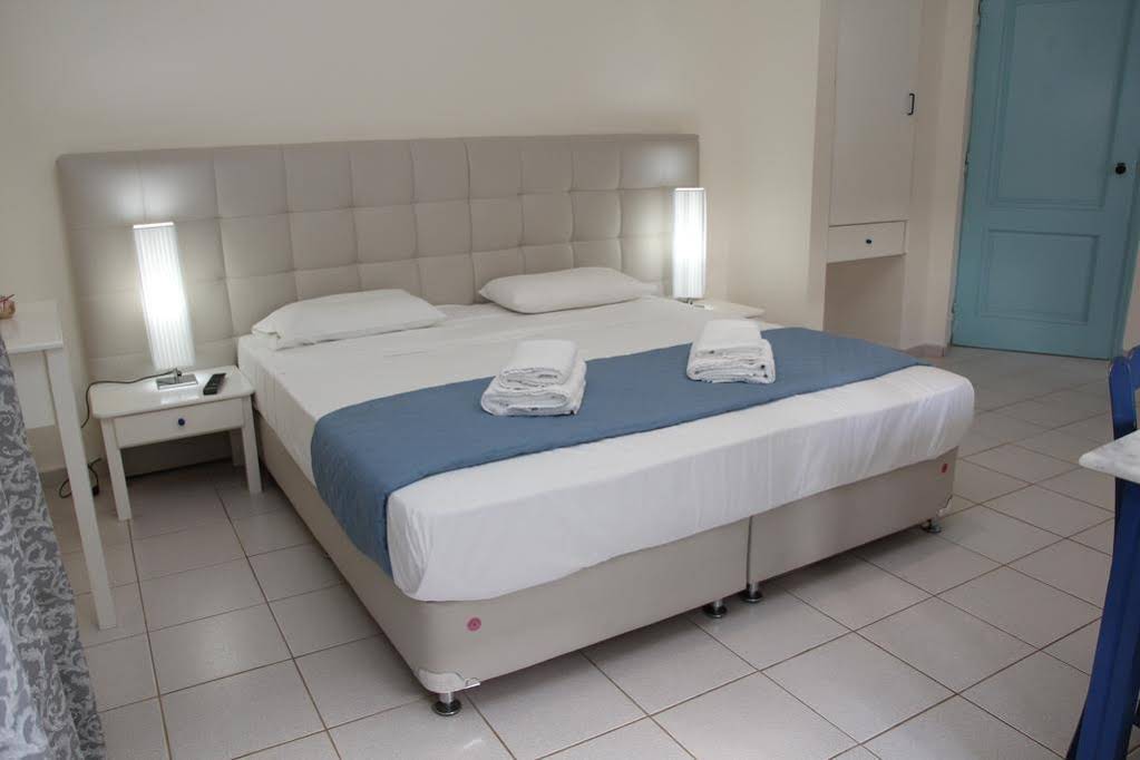 Coral Apartments