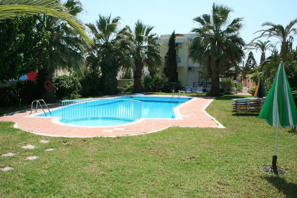 Coral Apartments