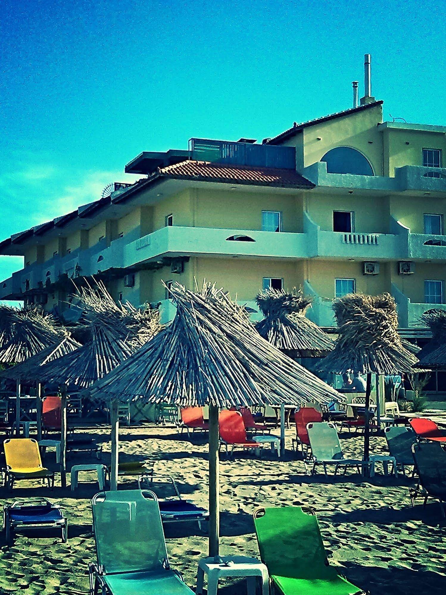 Creta Aptera Beach
