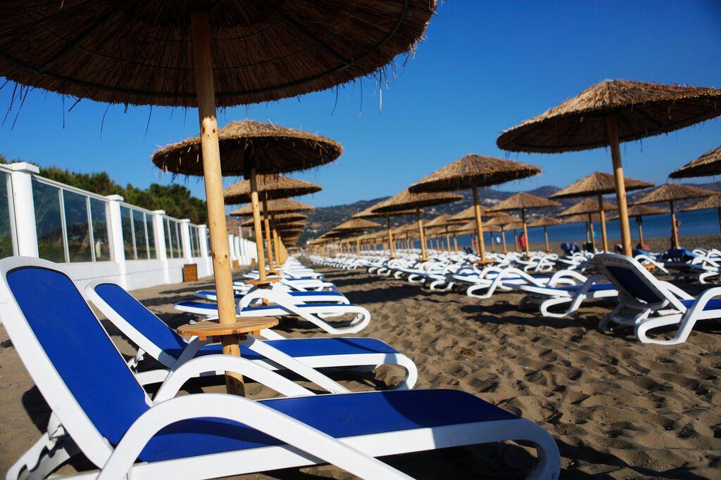 Dessole Dolphin Bay Resort