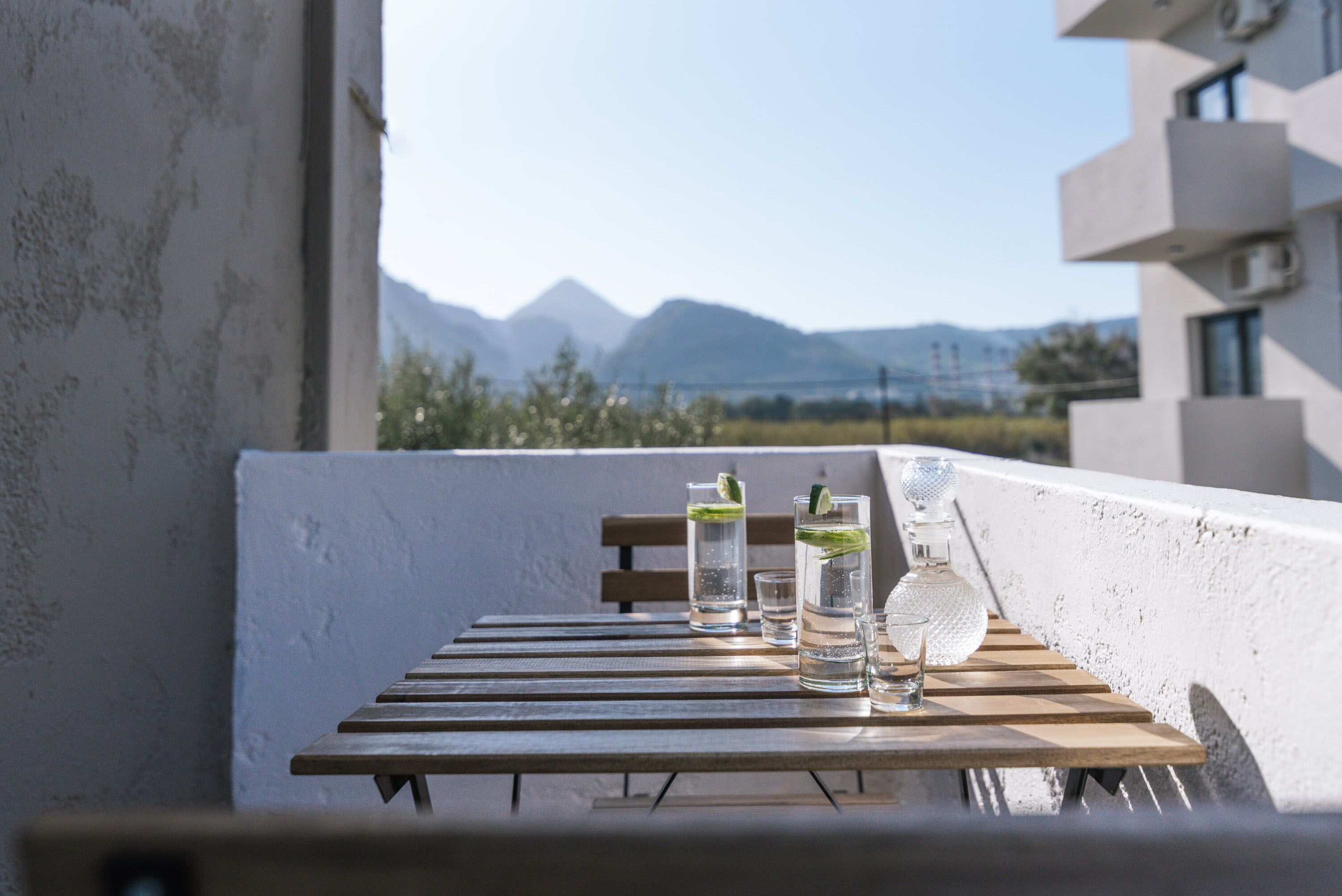 Ermis Luxury Suites & Apartments