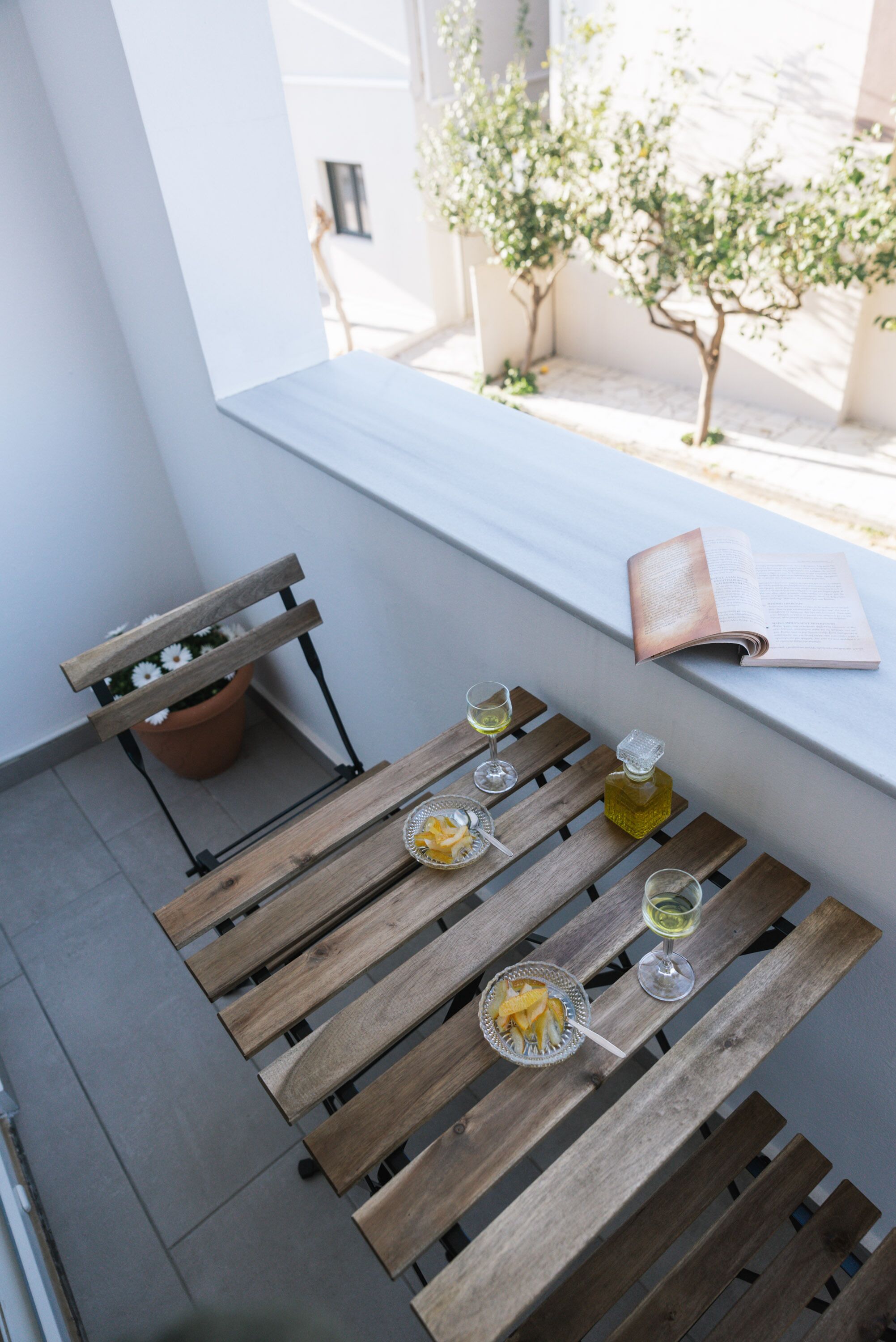 Ermis Luxury Suites & Apartments