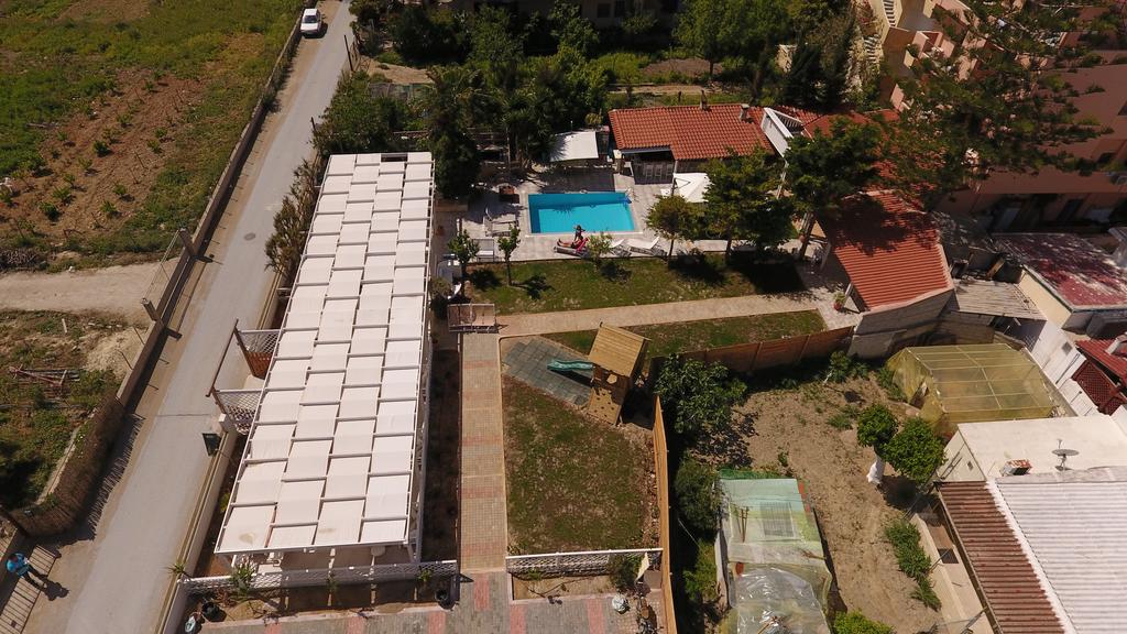 Georgia's Garden Hotel