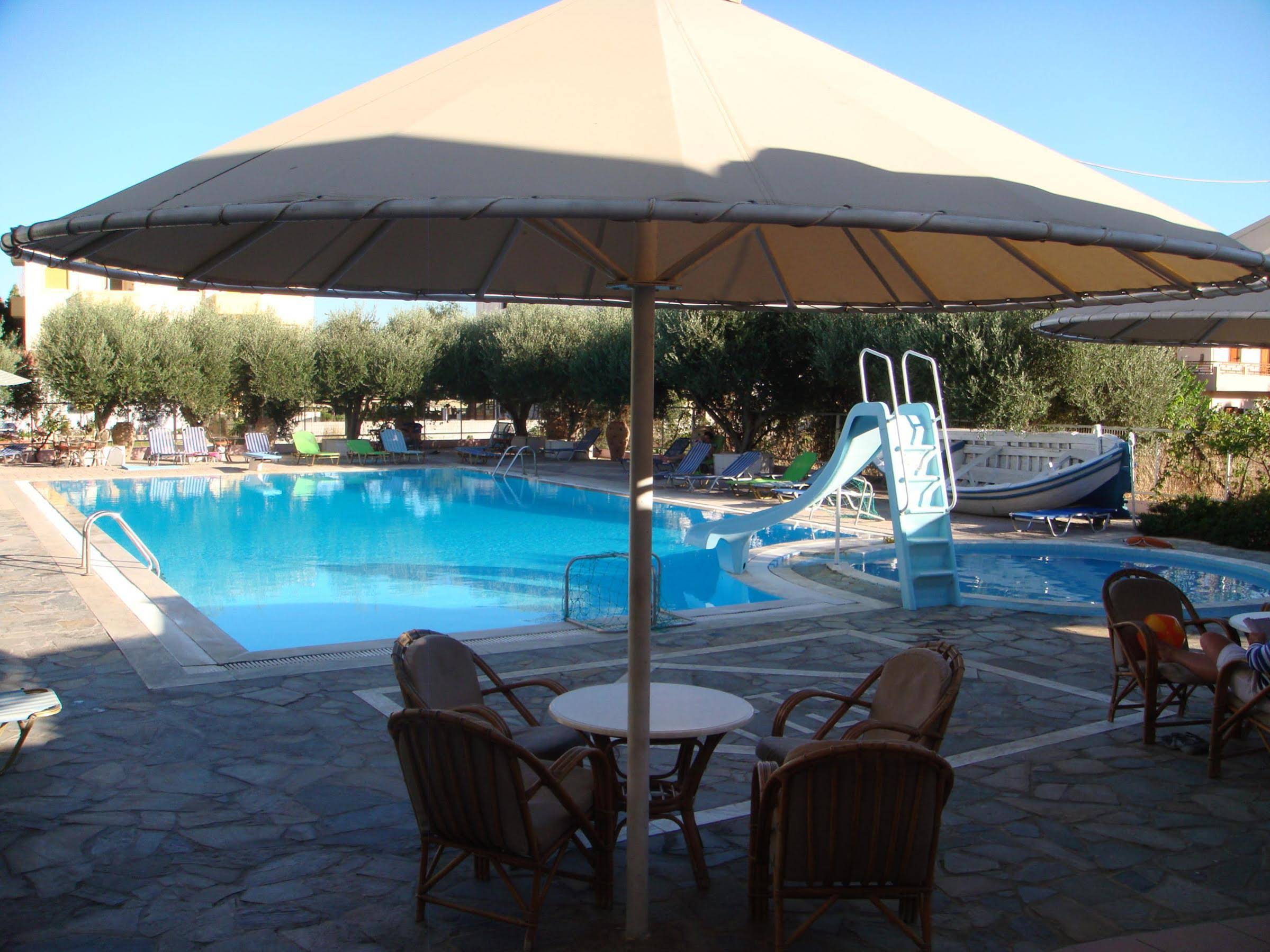 Lili Hotel