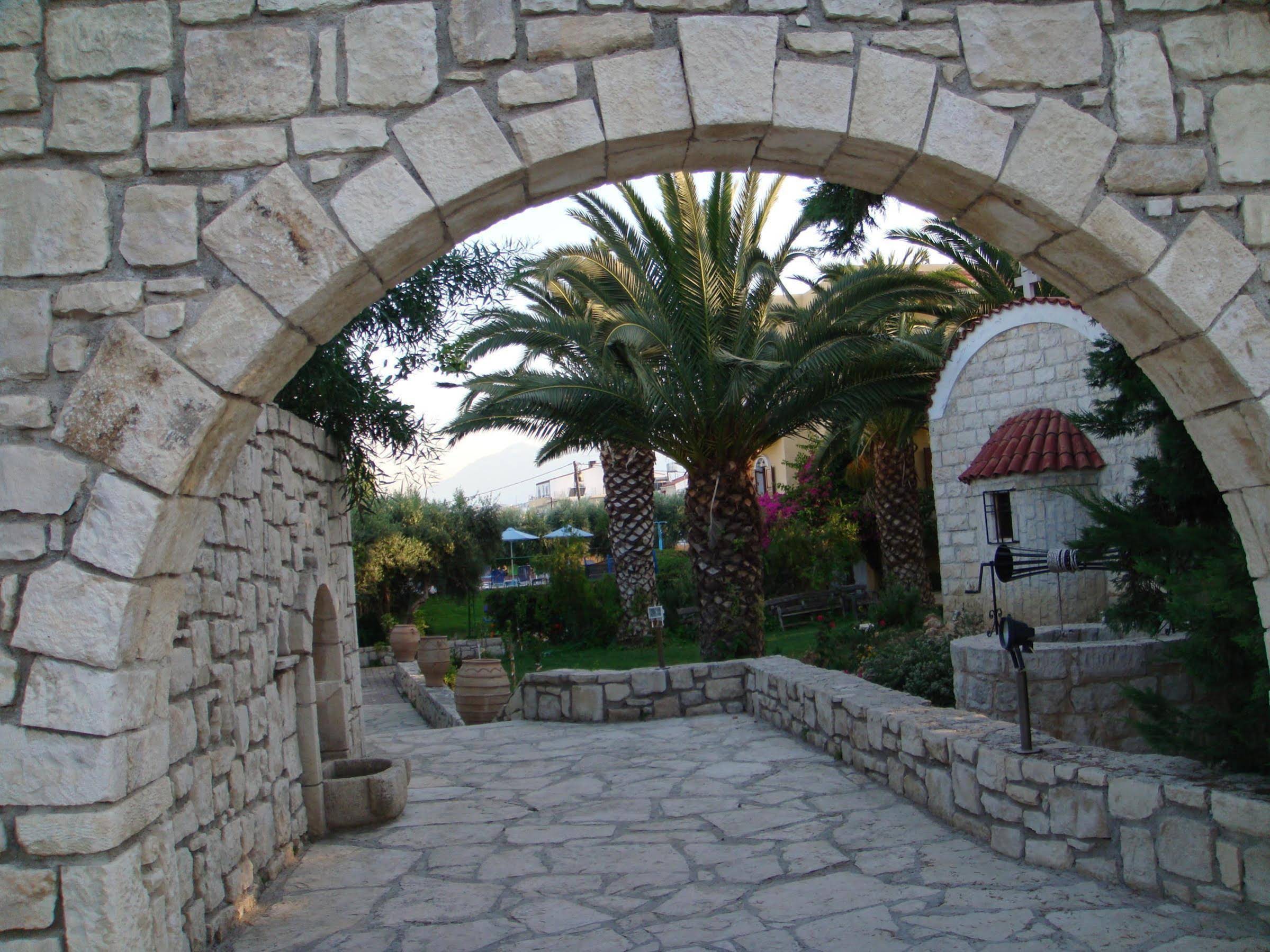 Lili Hotel