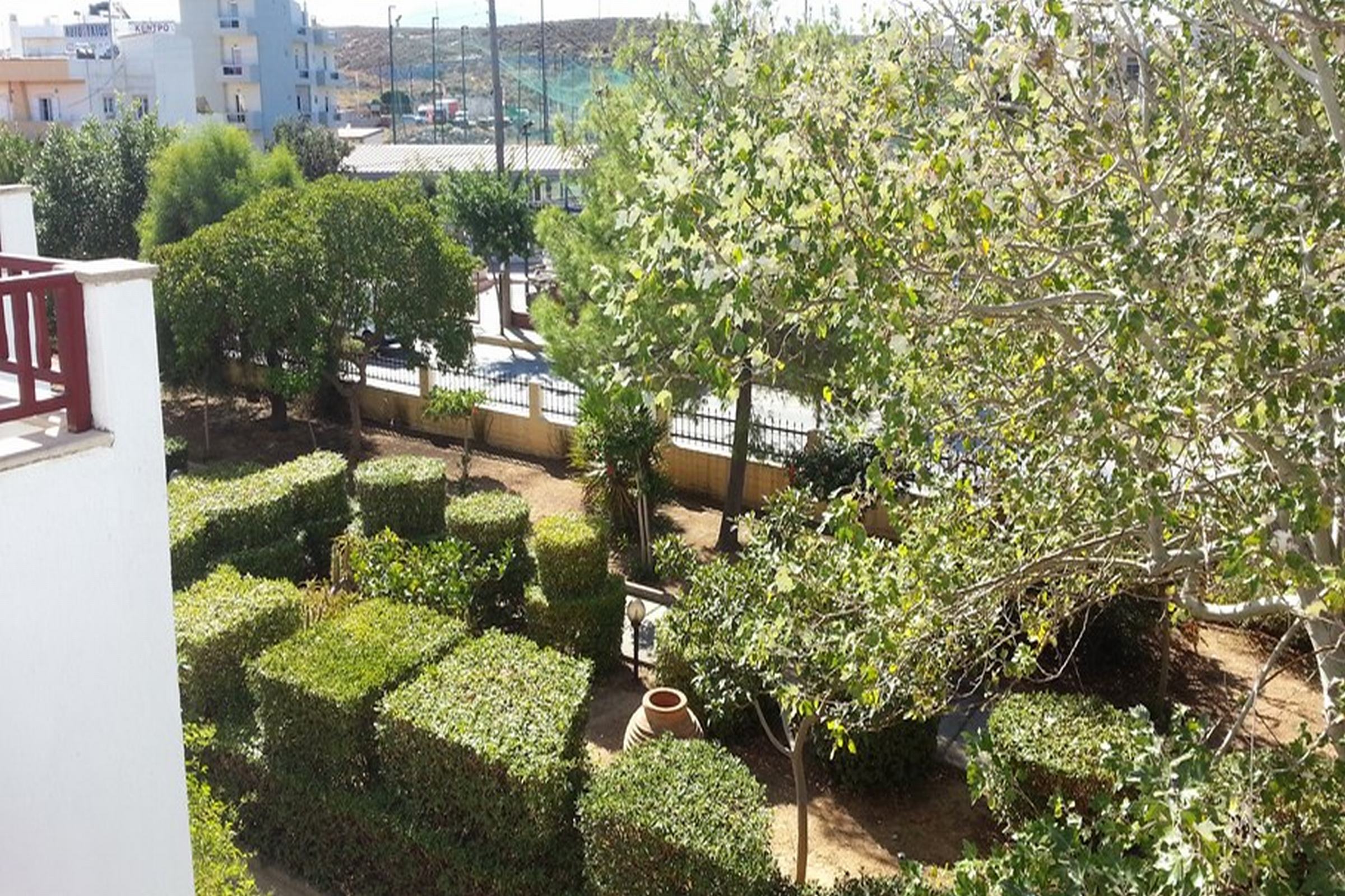 Malena Hotel & Suites