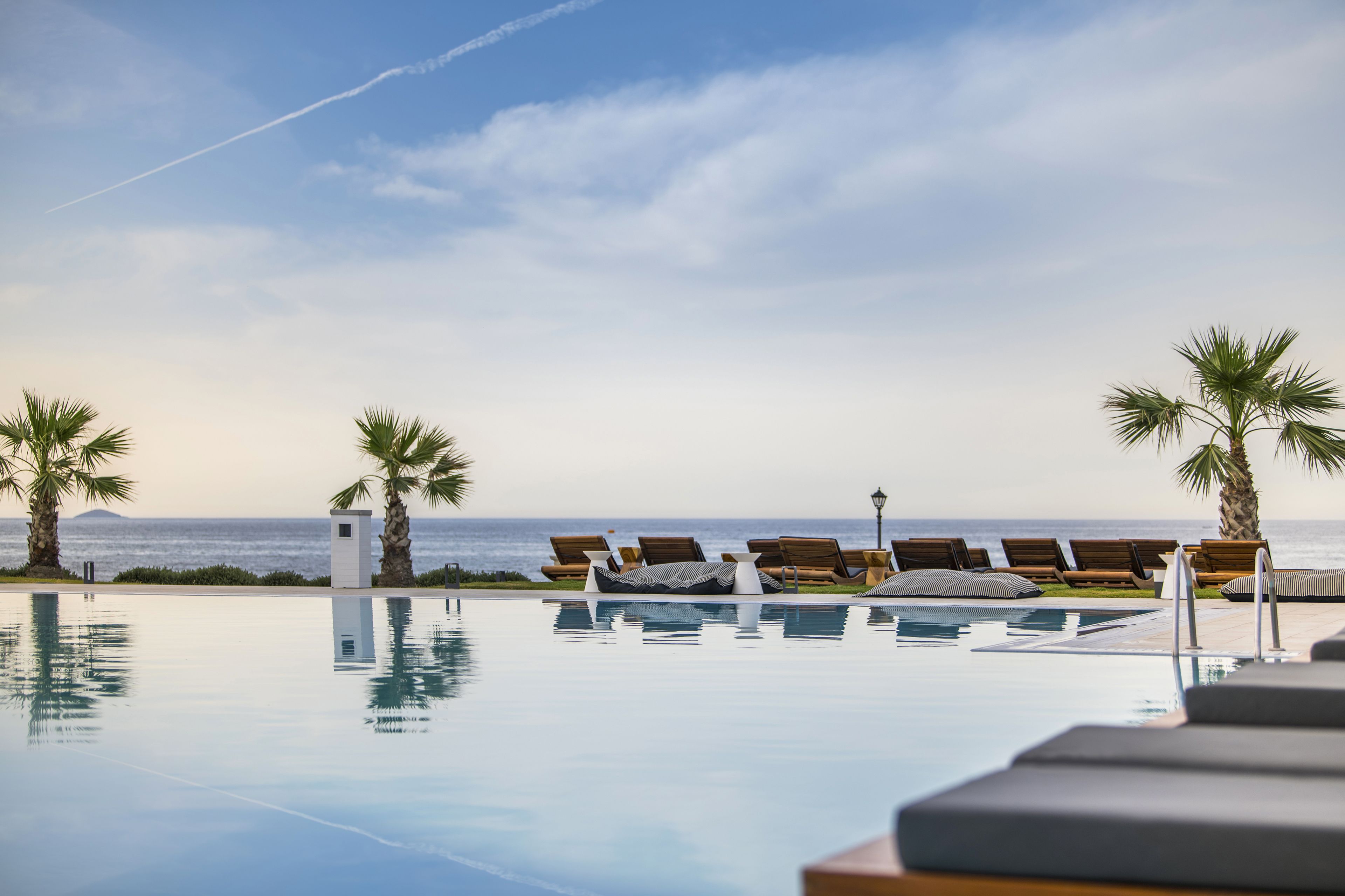 Insula Alba Sea Side Resort & Spa