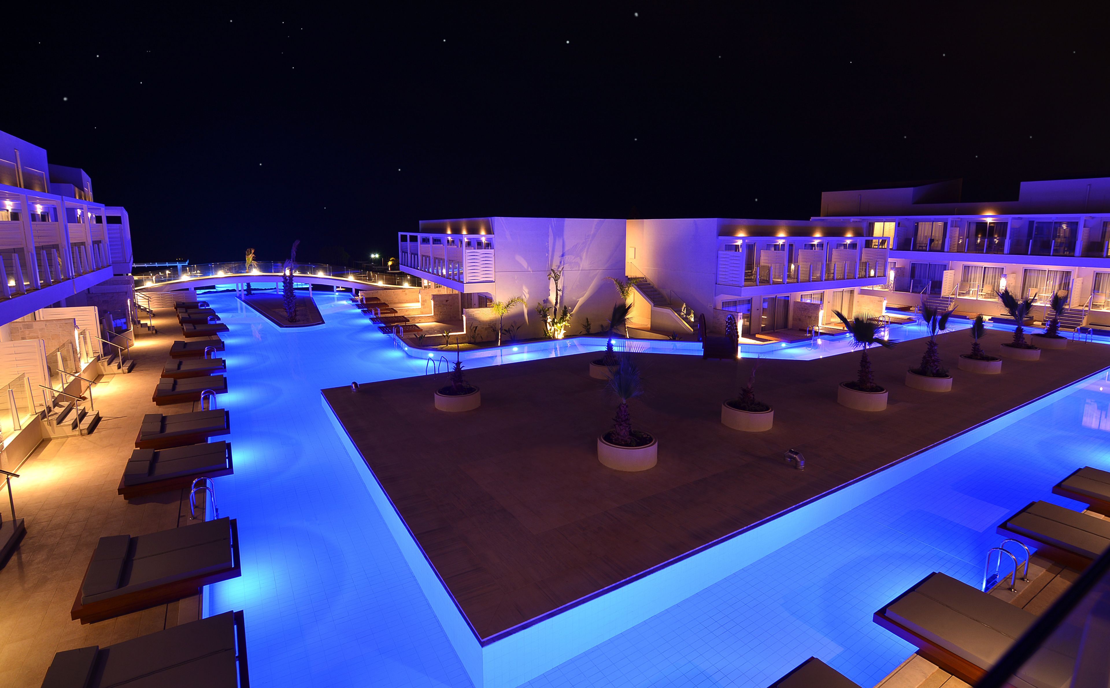 Insula Alba Sea Side Resort & Spa