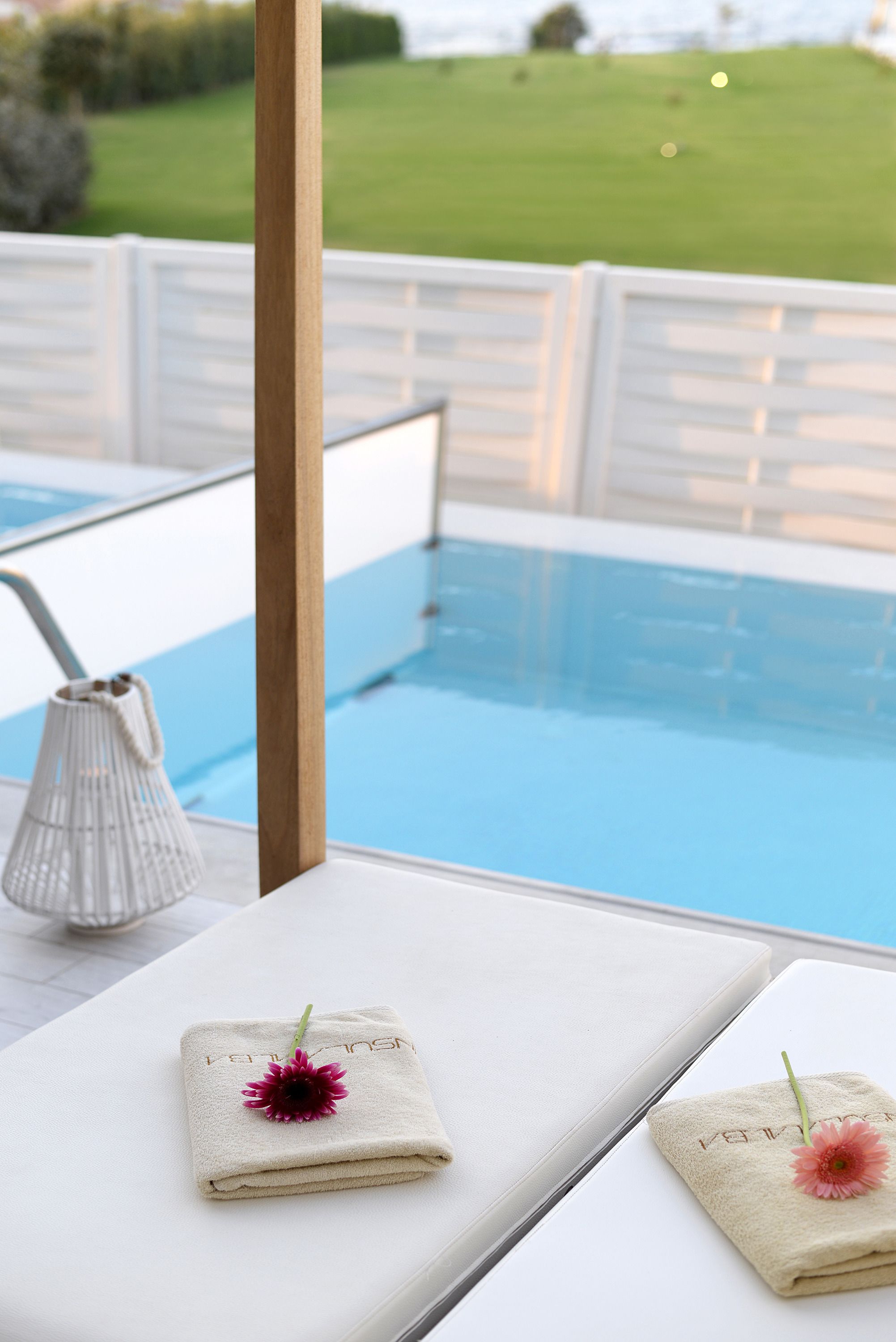Insula Alba Sea Side Resort & Spa