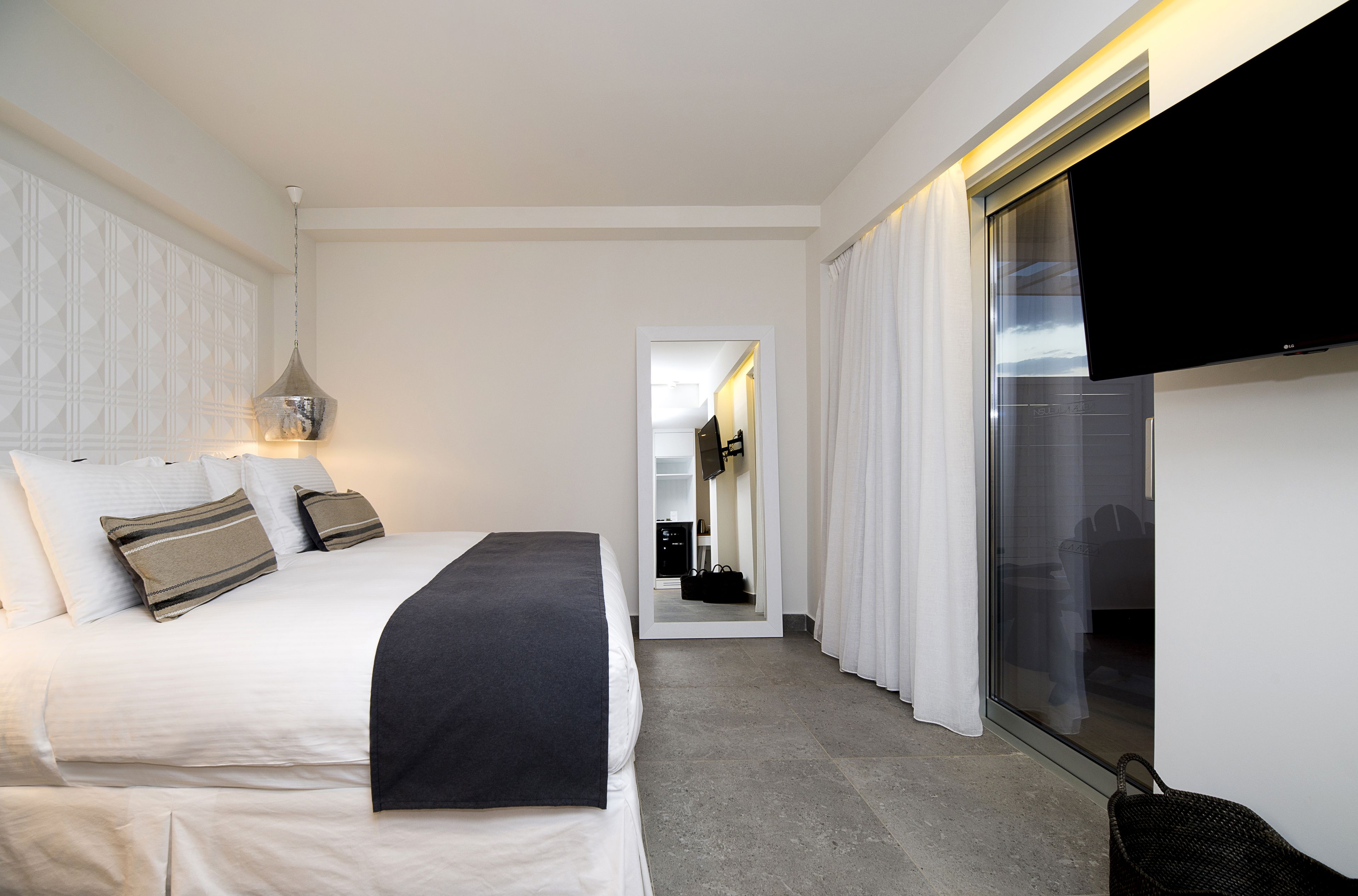 Insula Alba Sea Side Resort & Spa