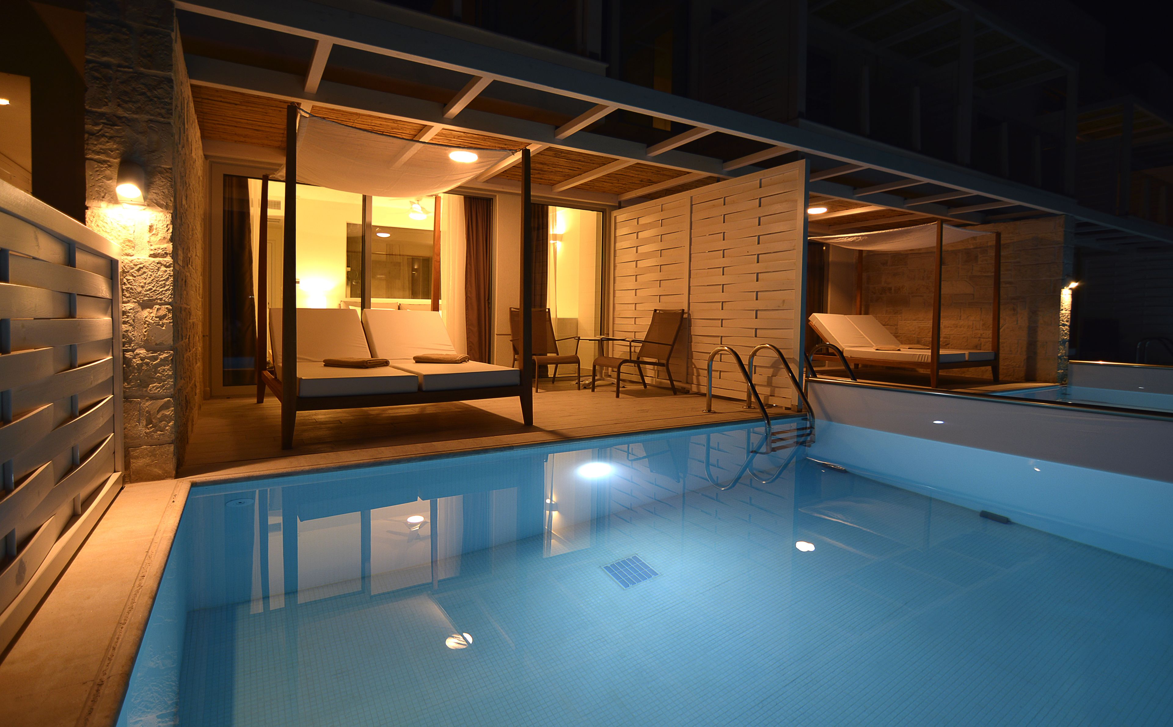 Insula Alba Sea Side Resort & Spa