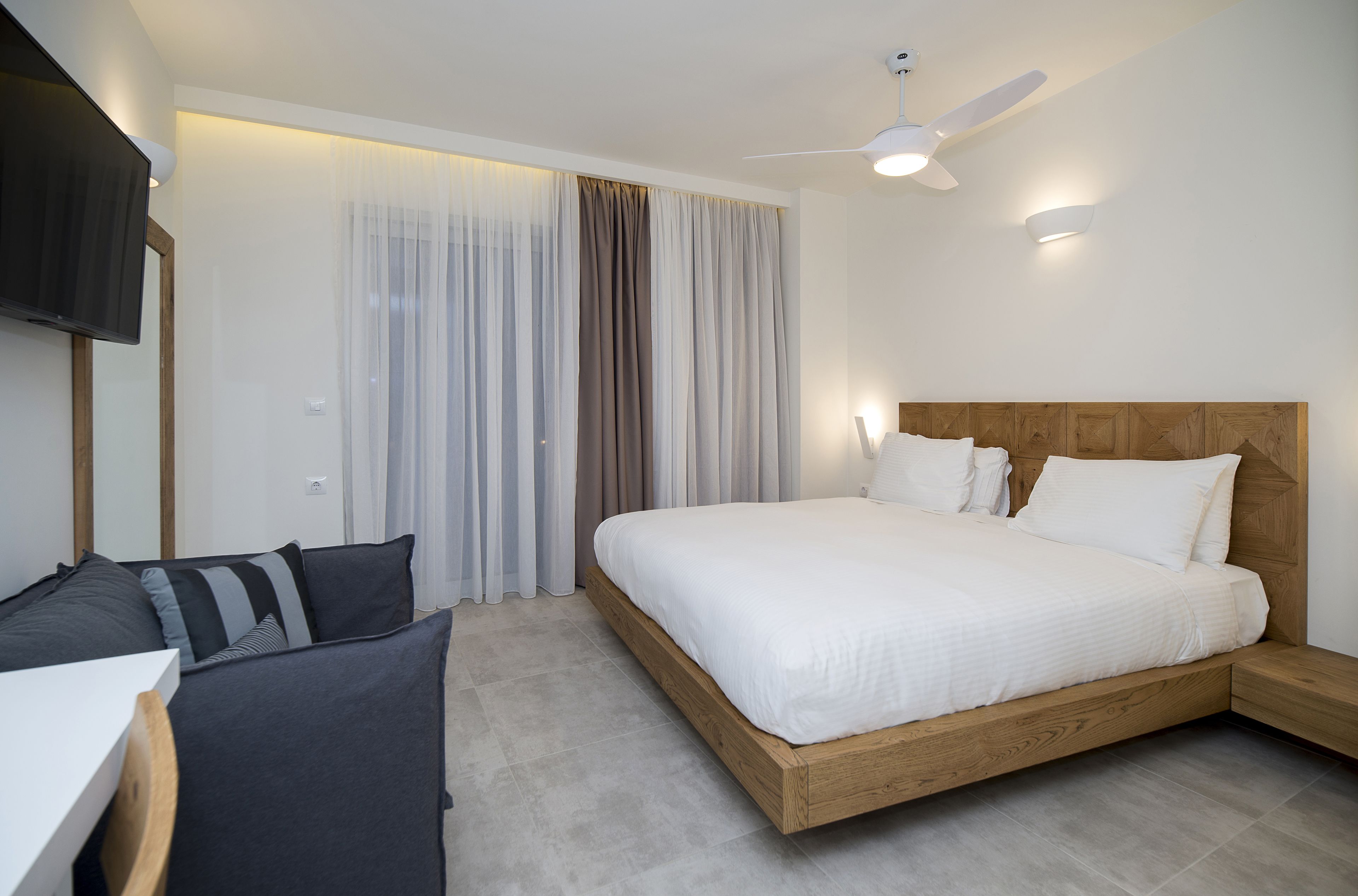 Insula Alba Sea Side Resort & Spa