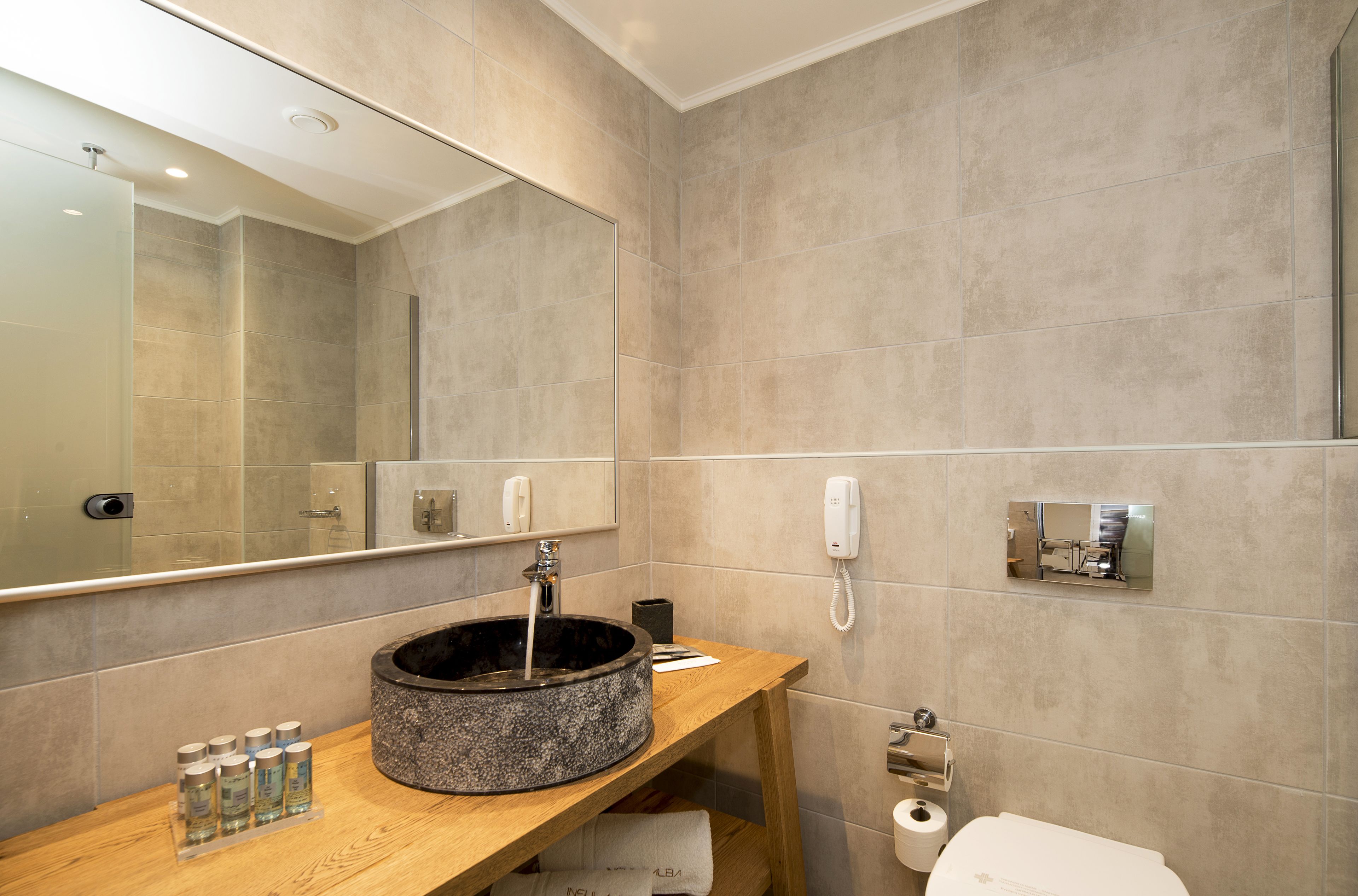 Insula Alba Sea Side Resort & Spa