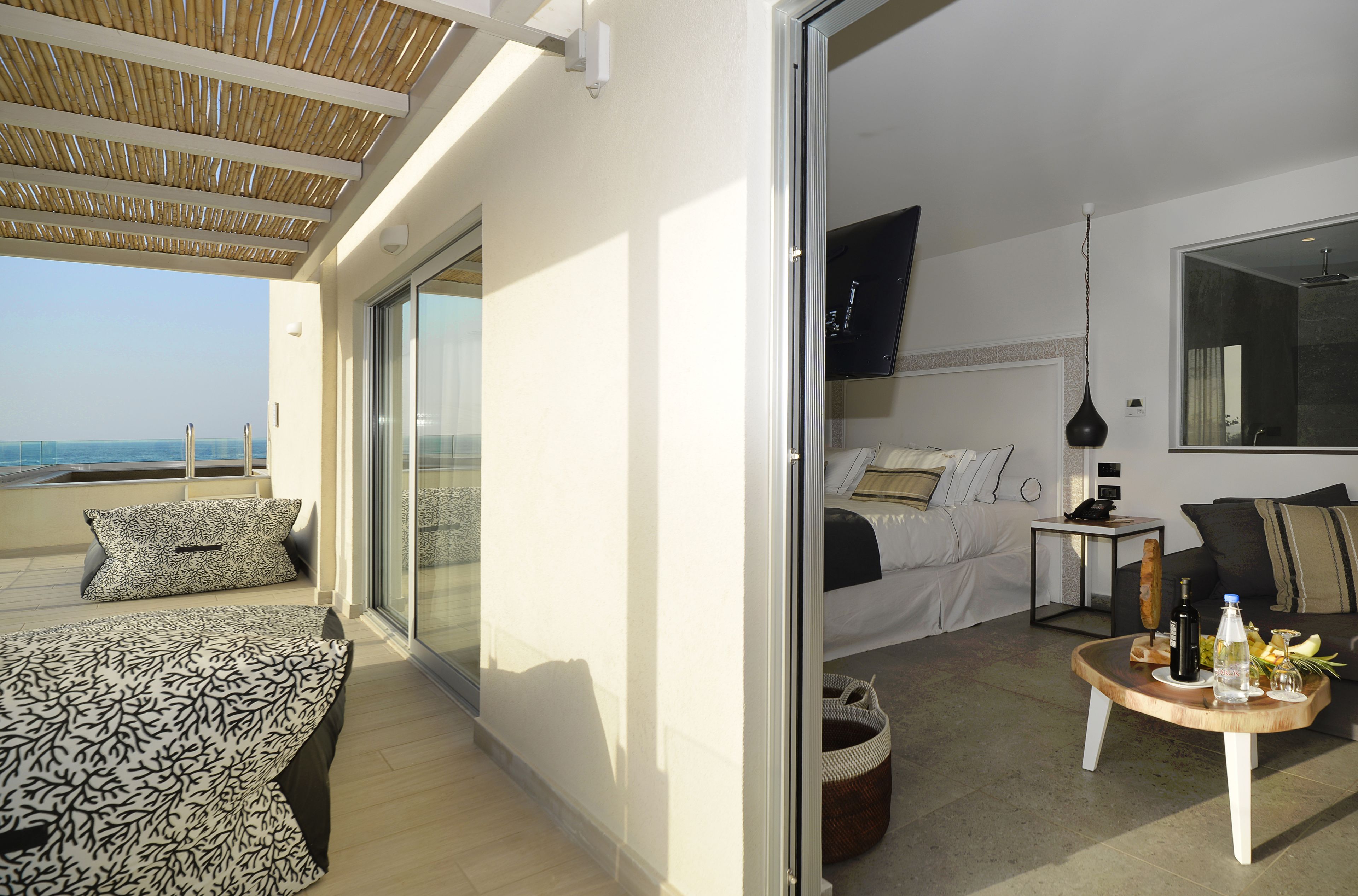 Insula Alba Sea Side Resort & Spa