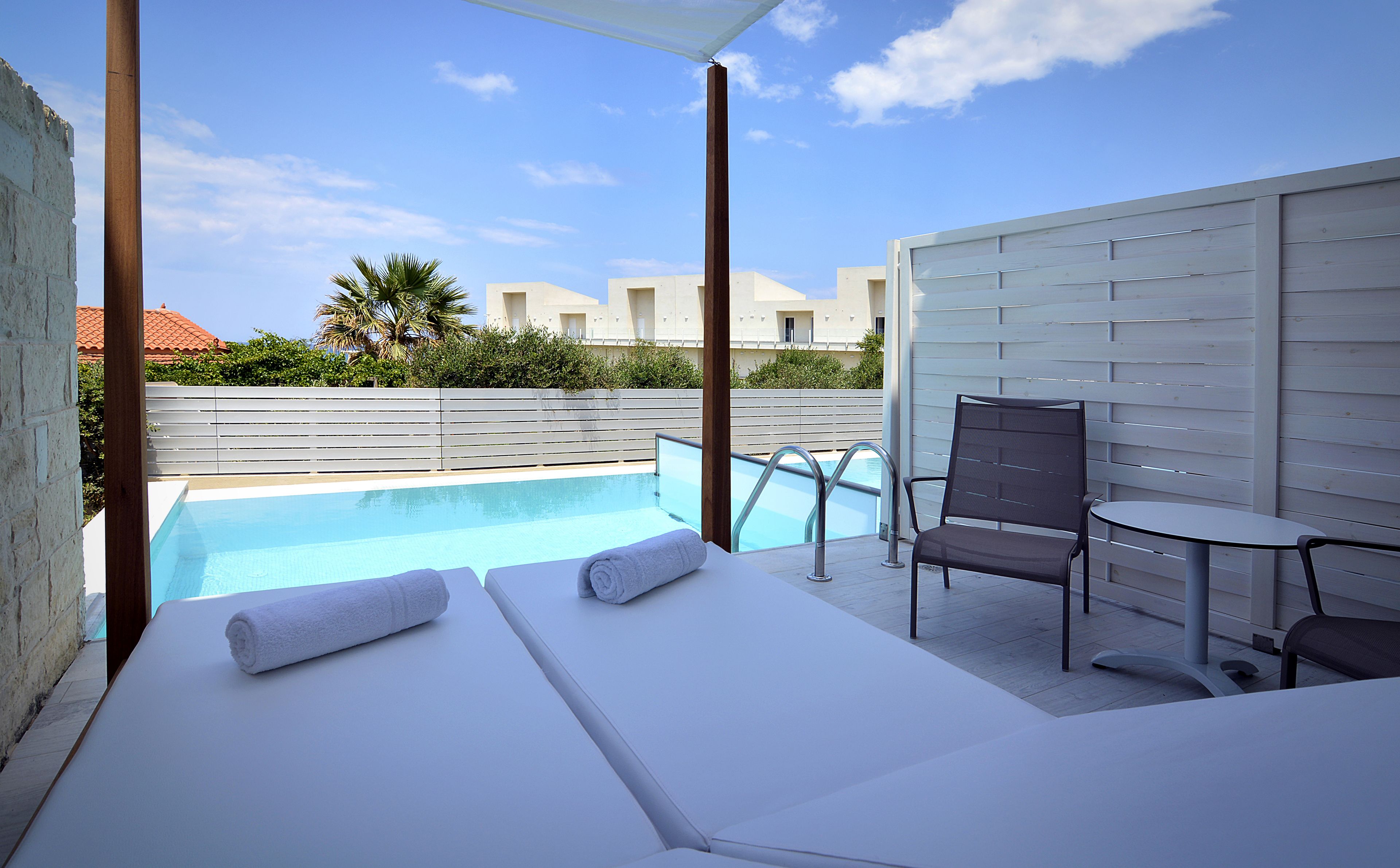 Insula Alba Sea Side Resort & Spa