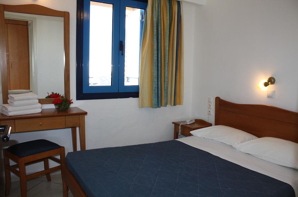 Paralos Venus Suites