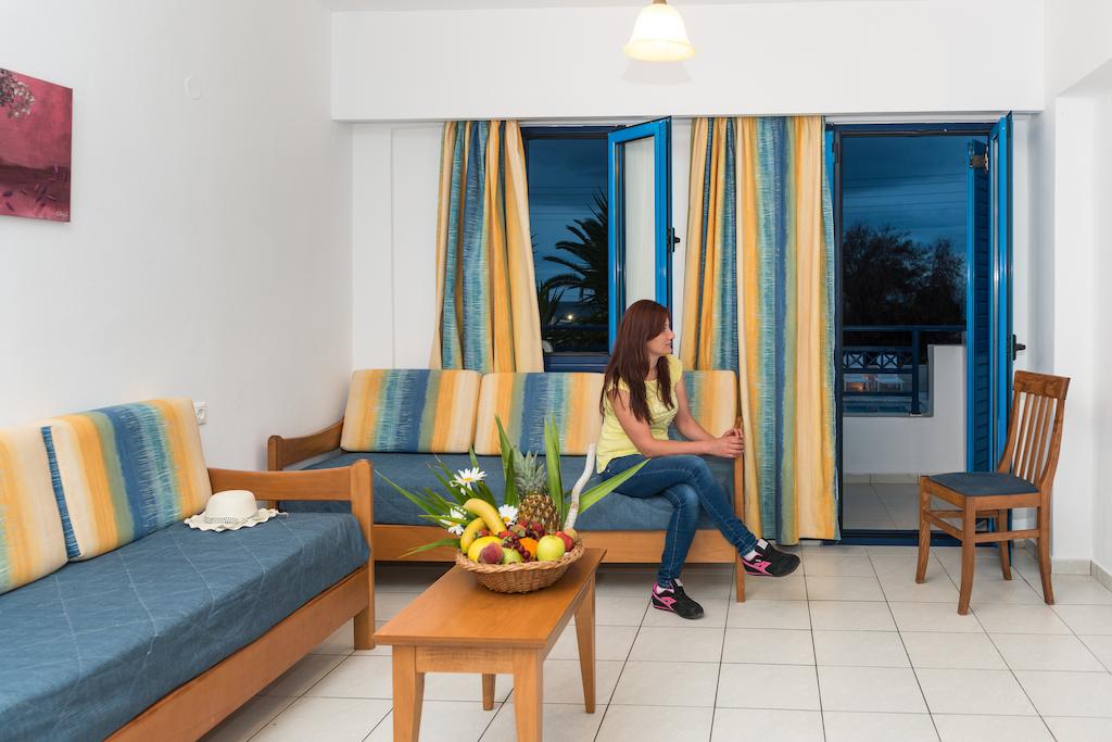 Paralos Venus Suites