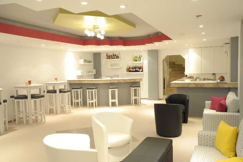 Evalia Apartments