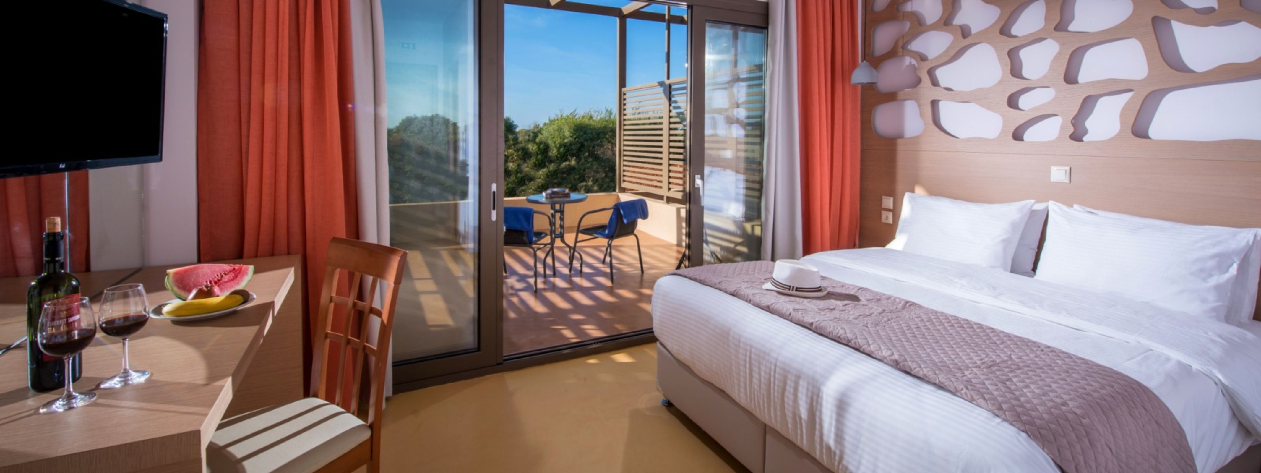 Oasis Beach Hotel