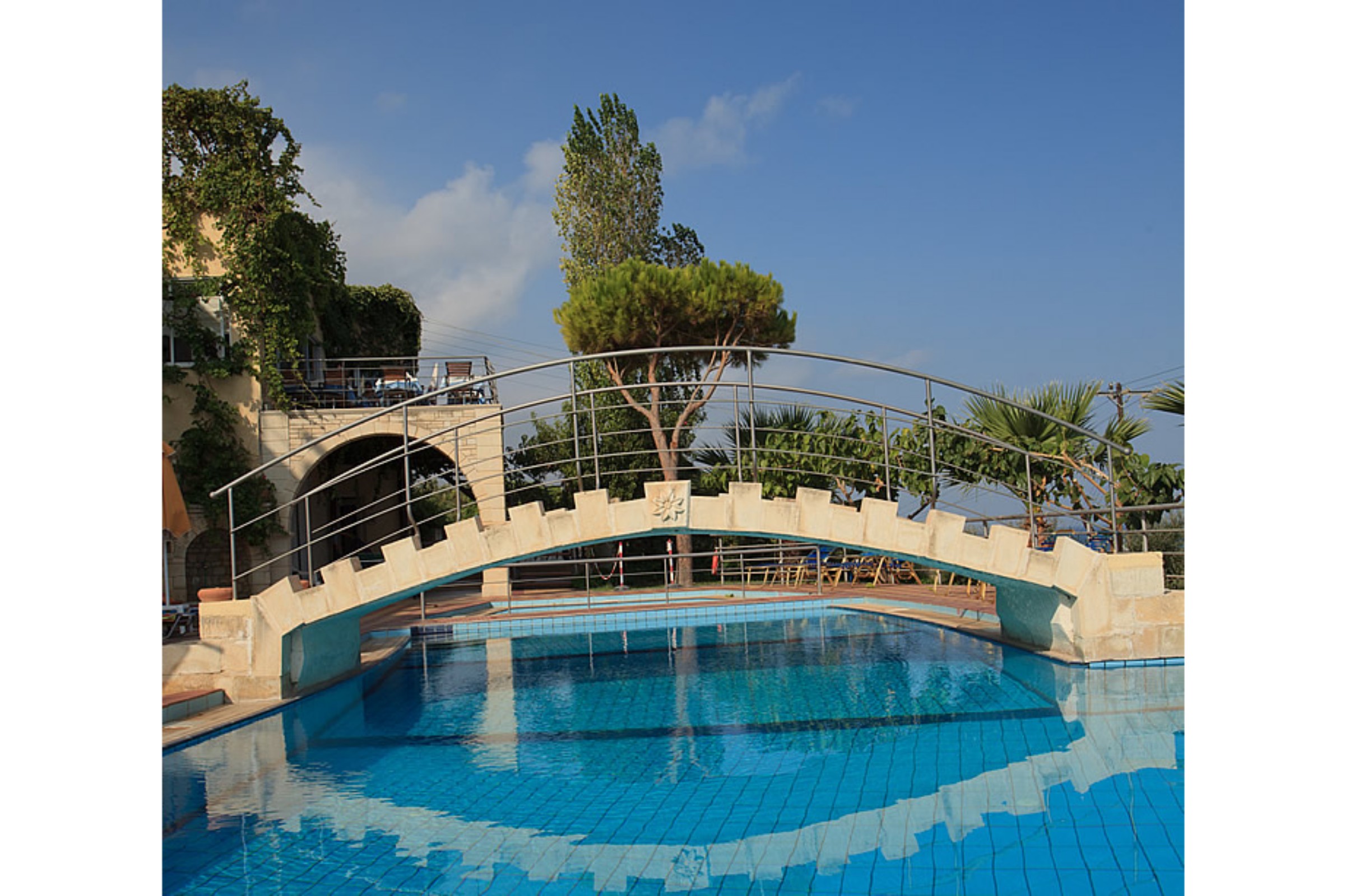 Oasis Beach Hotel