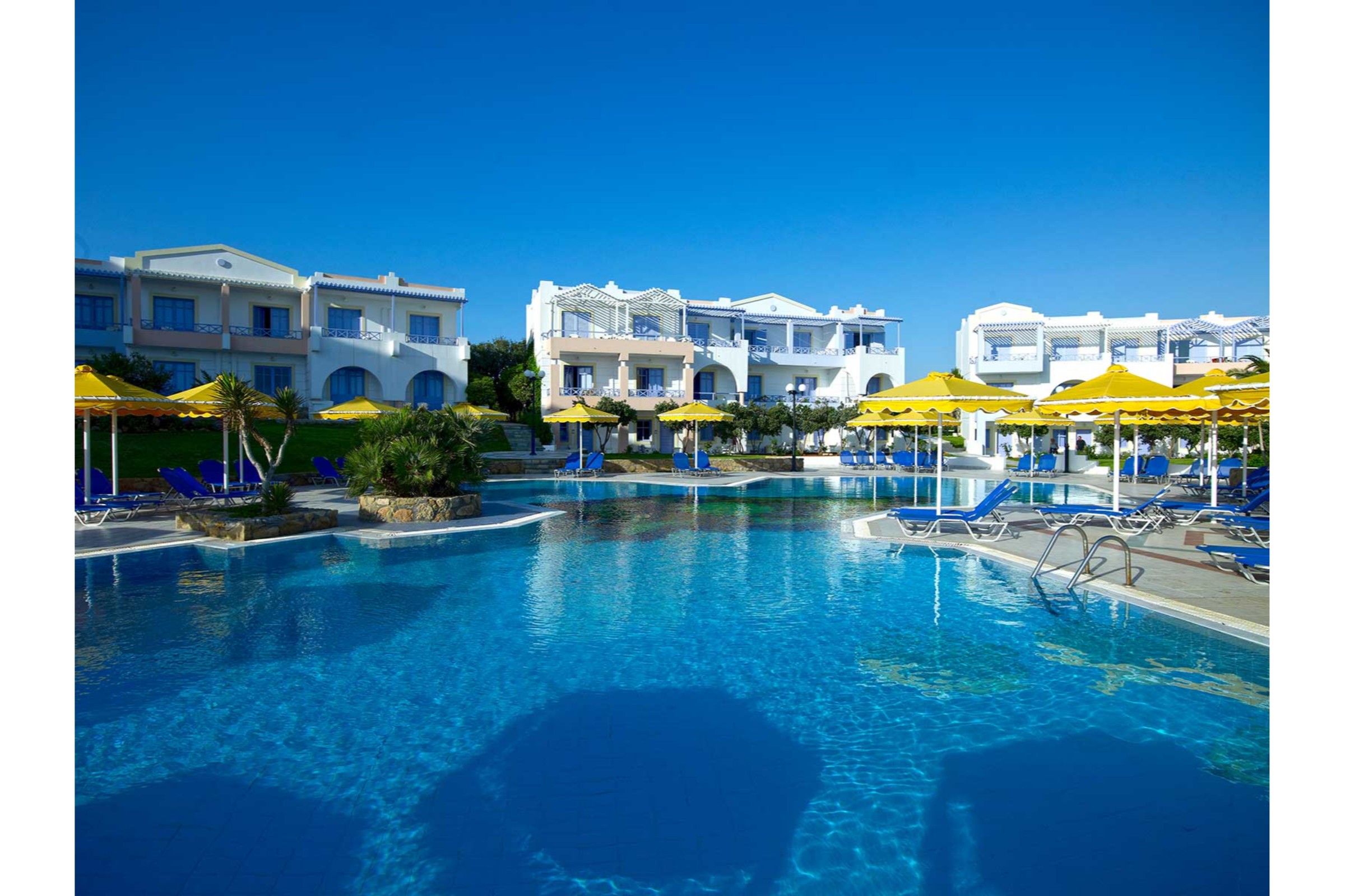 Serita Beach Hotel