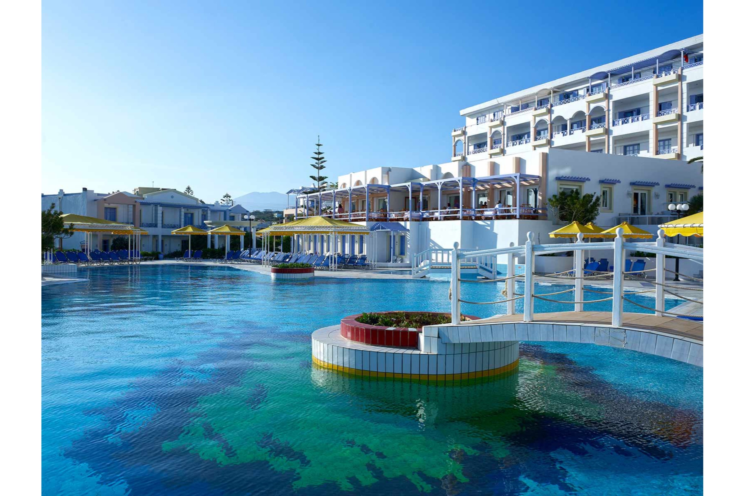 Serita Beach Hotel
