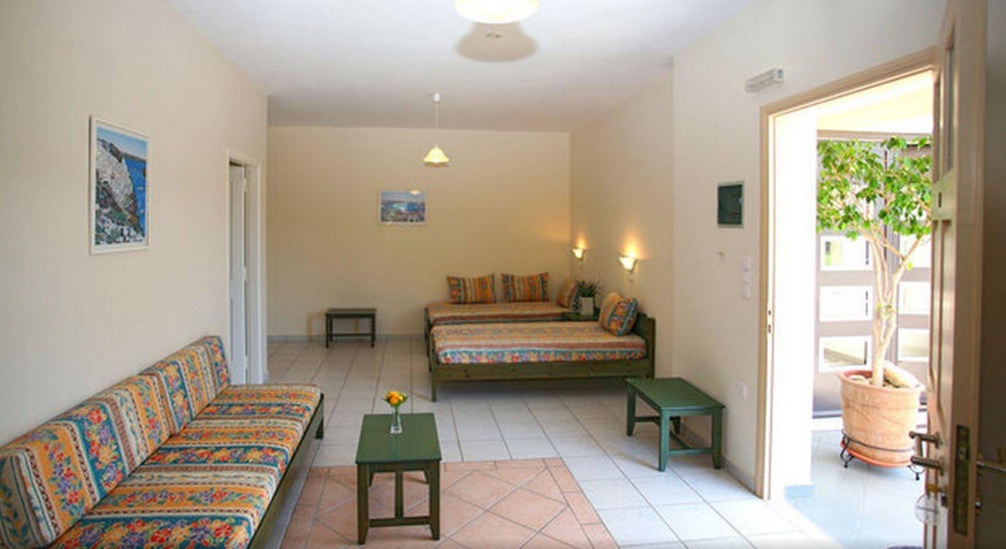 Armonia Apartments