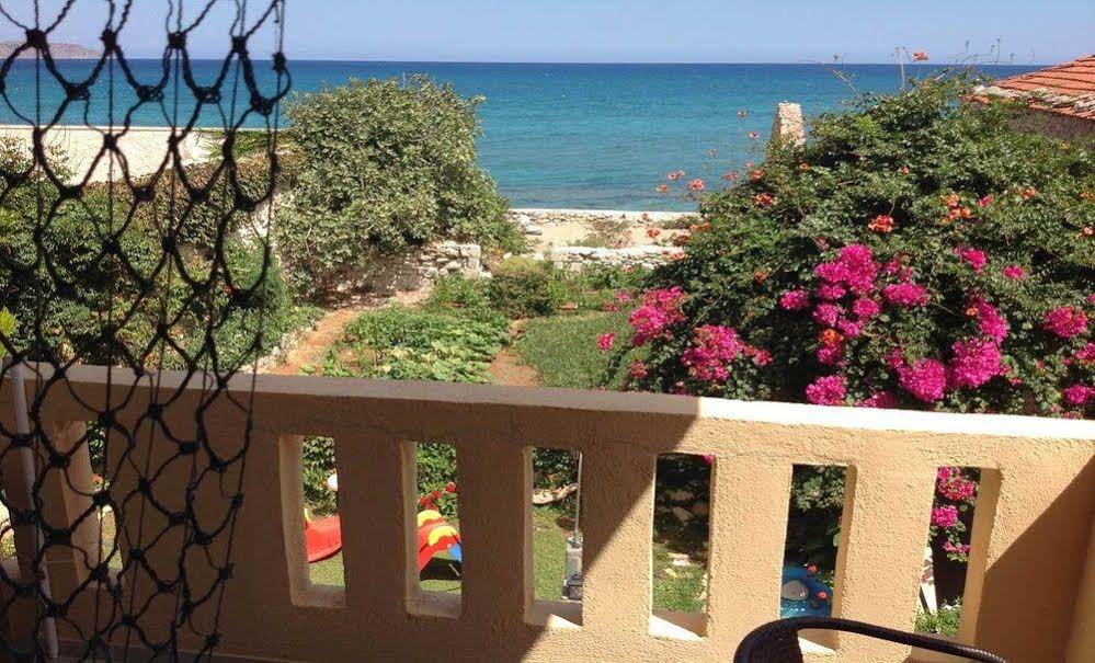 Asterias Studios Apartments