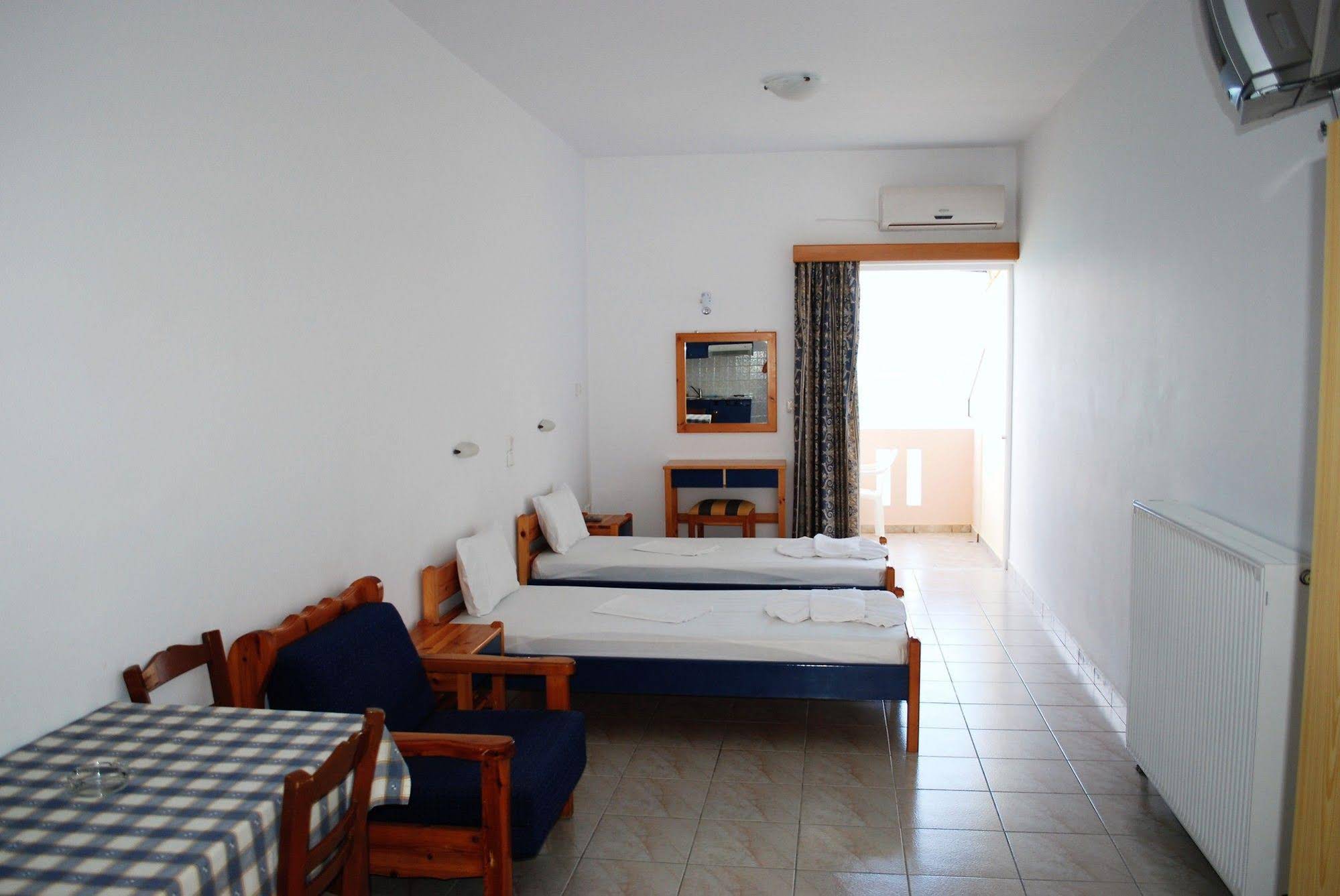 Christi Apartments
