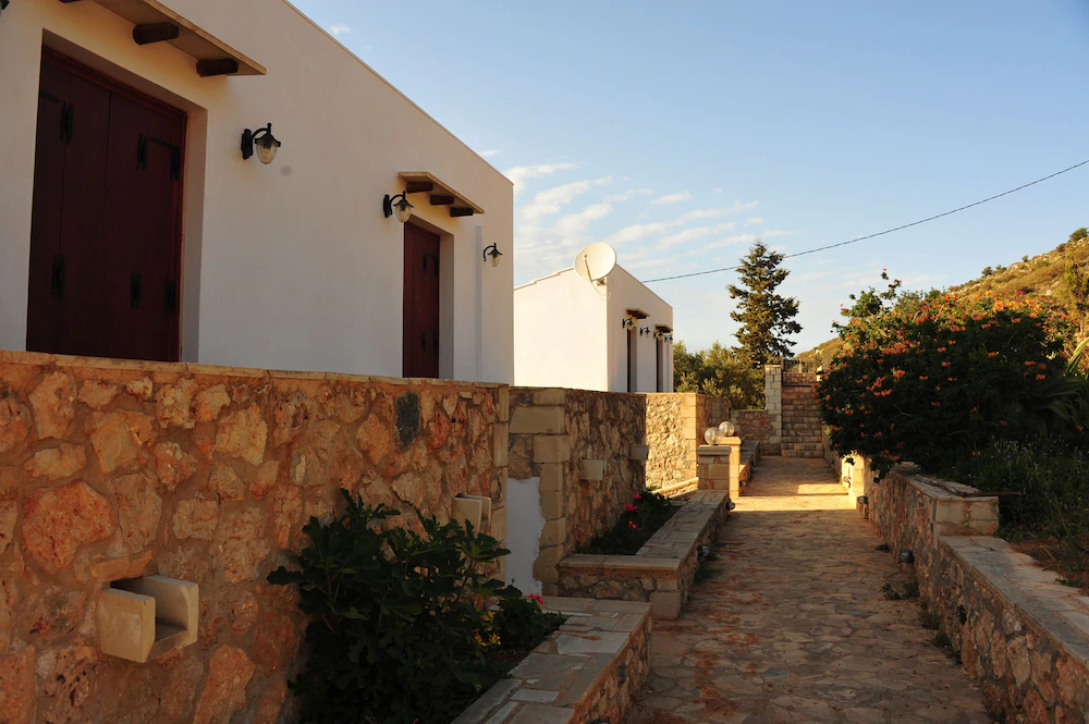 Elicriso Villa
