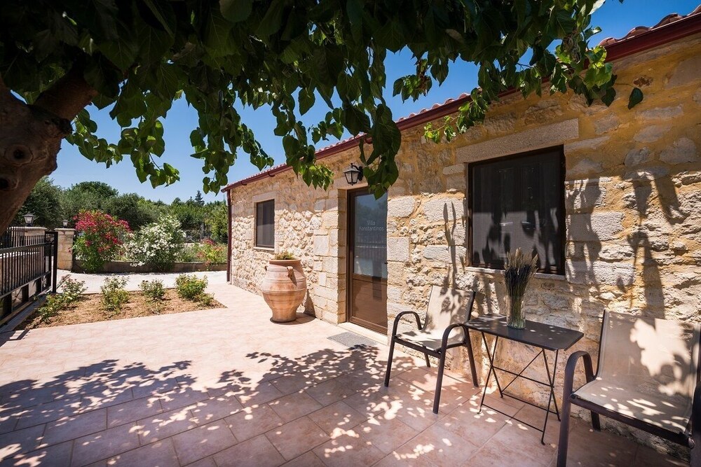 Kontis Village