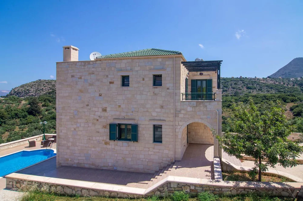 Uranus Stone Villa