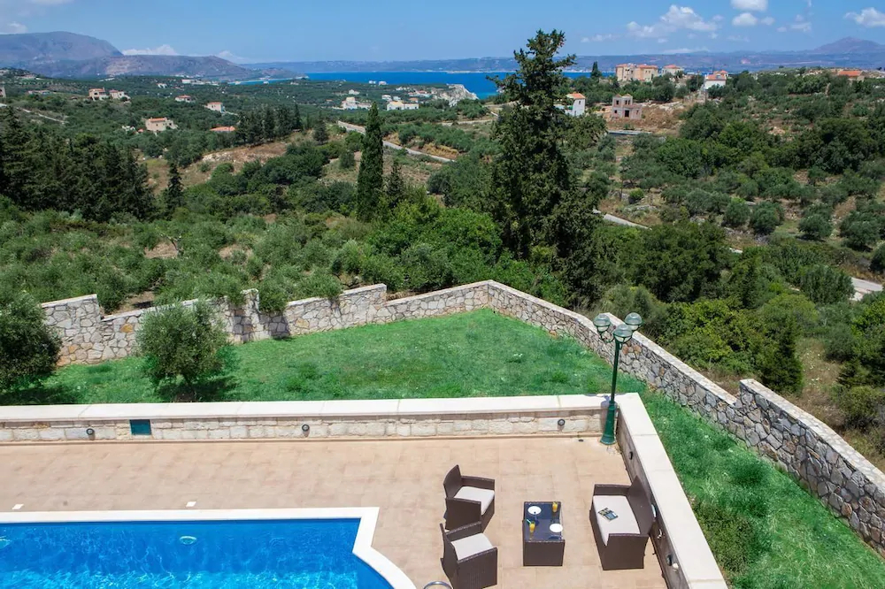 Uranus Stone Villa