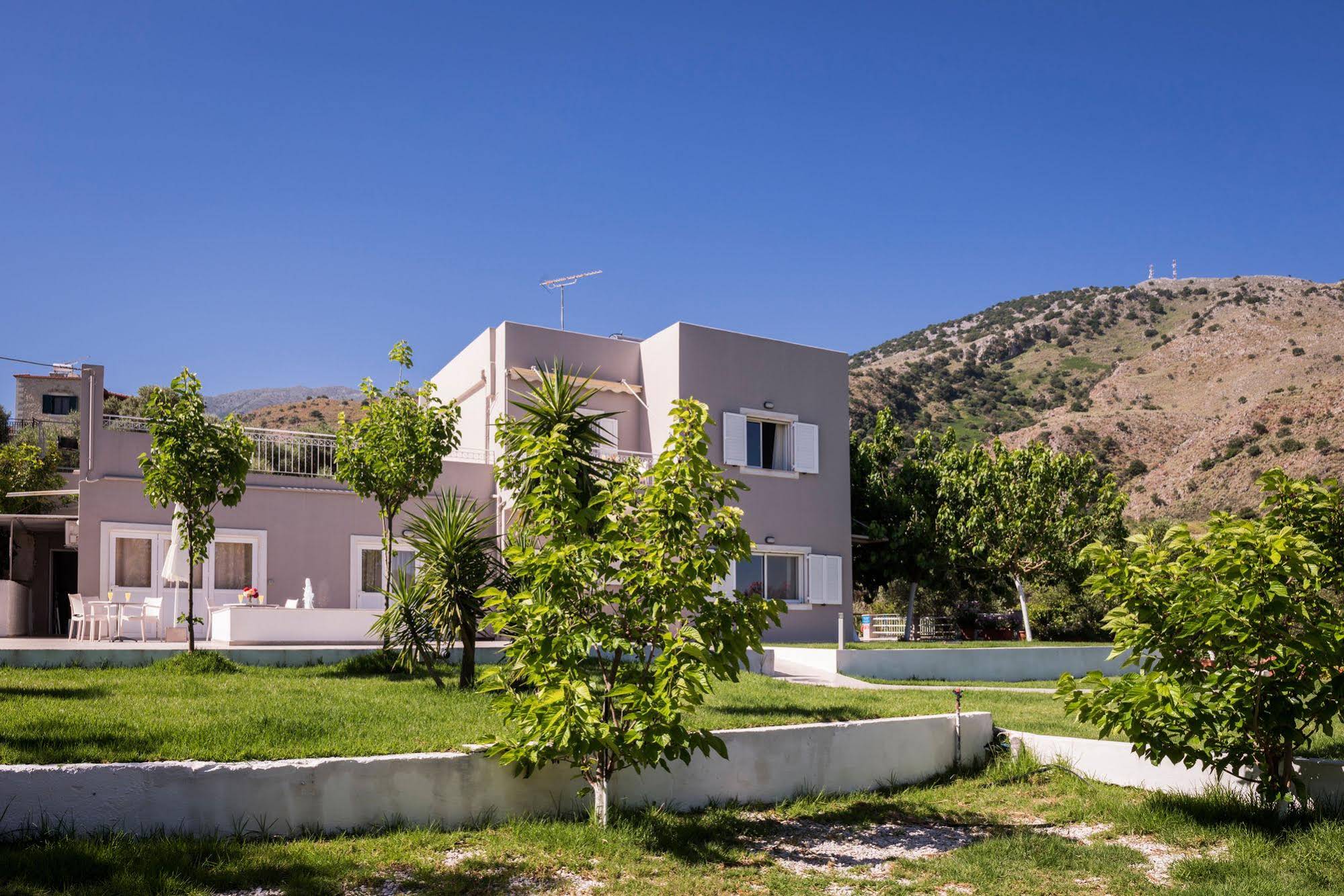 Villa Almyros