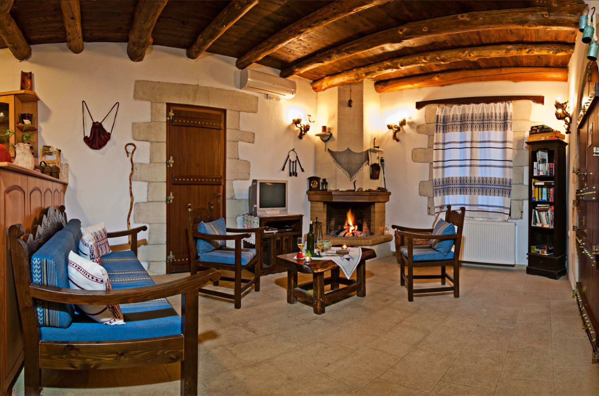 Villa Aloni