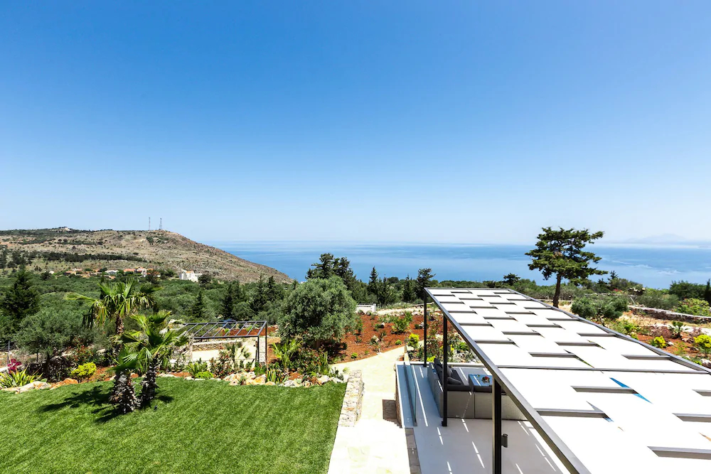 Villa Blue Skyline