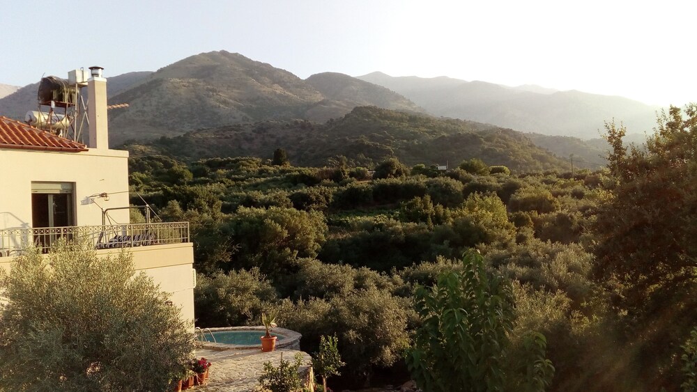 Villa Kastania