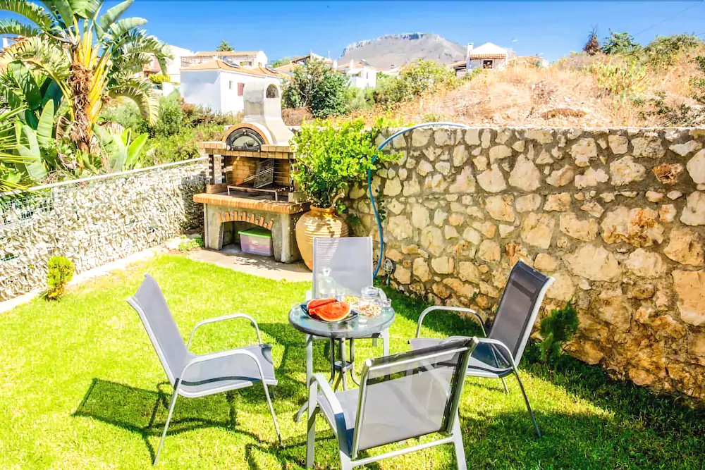 Villa Minoas