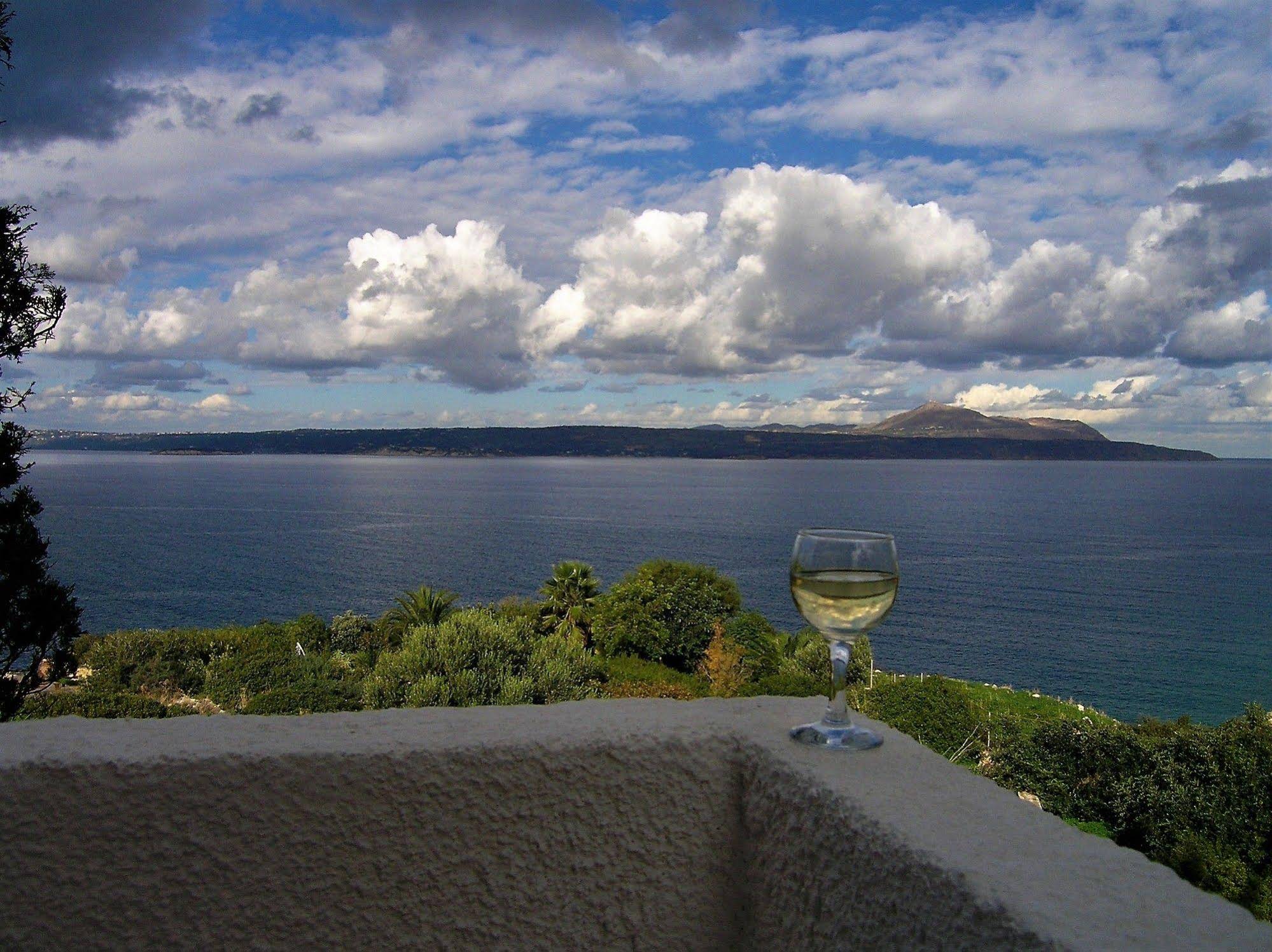 Emerald Hotel Apartments