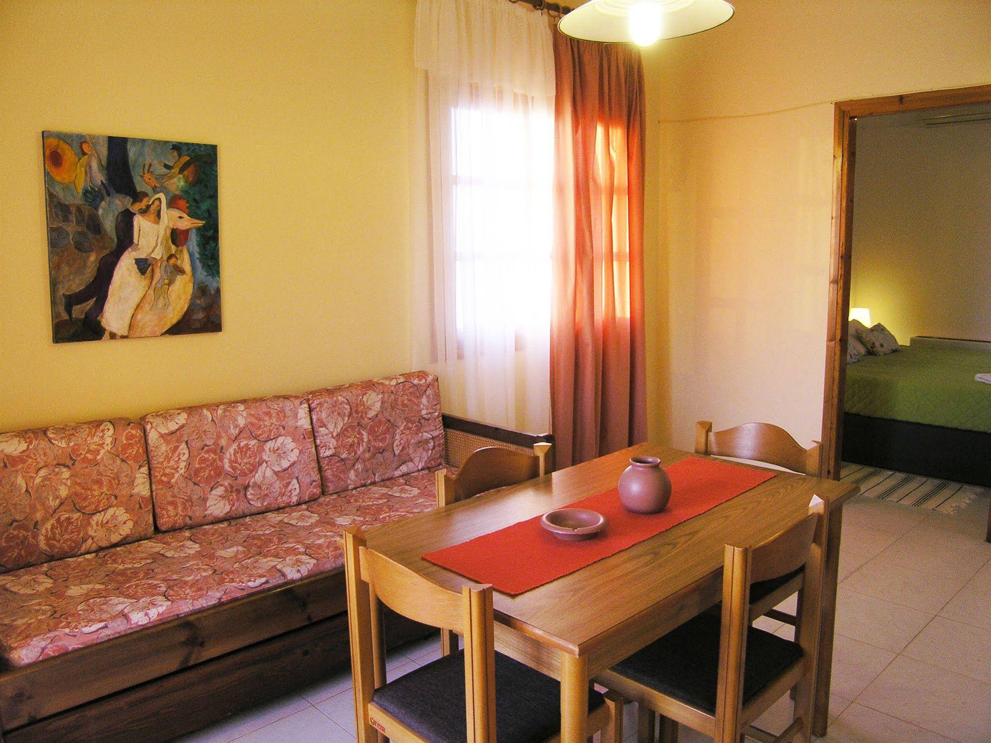 Emerald Hotel Apartments