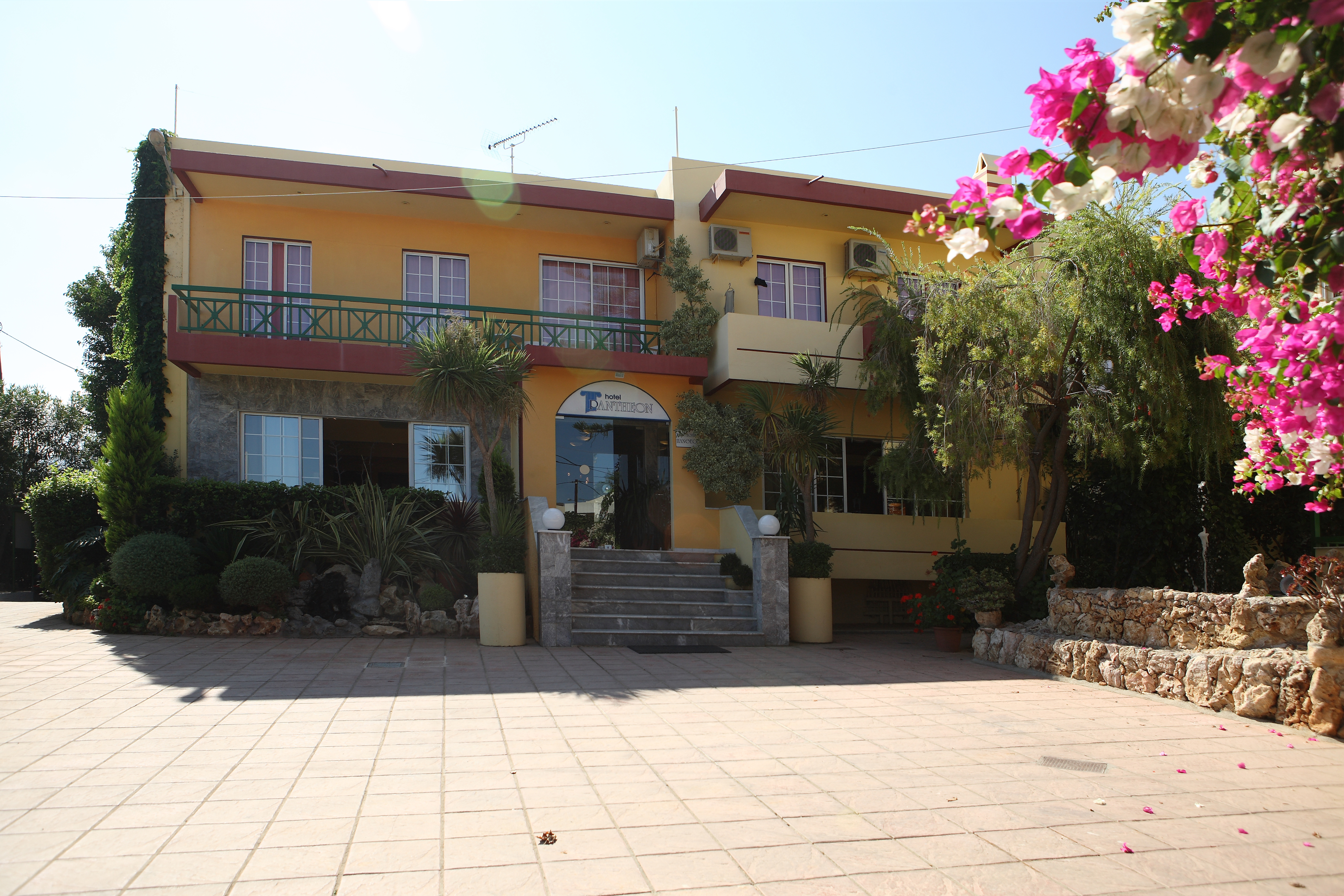 Hotel Pantheon