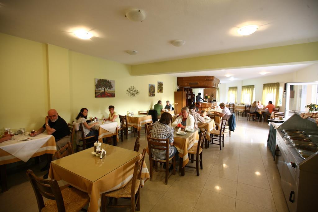 Ormos Atalia Village